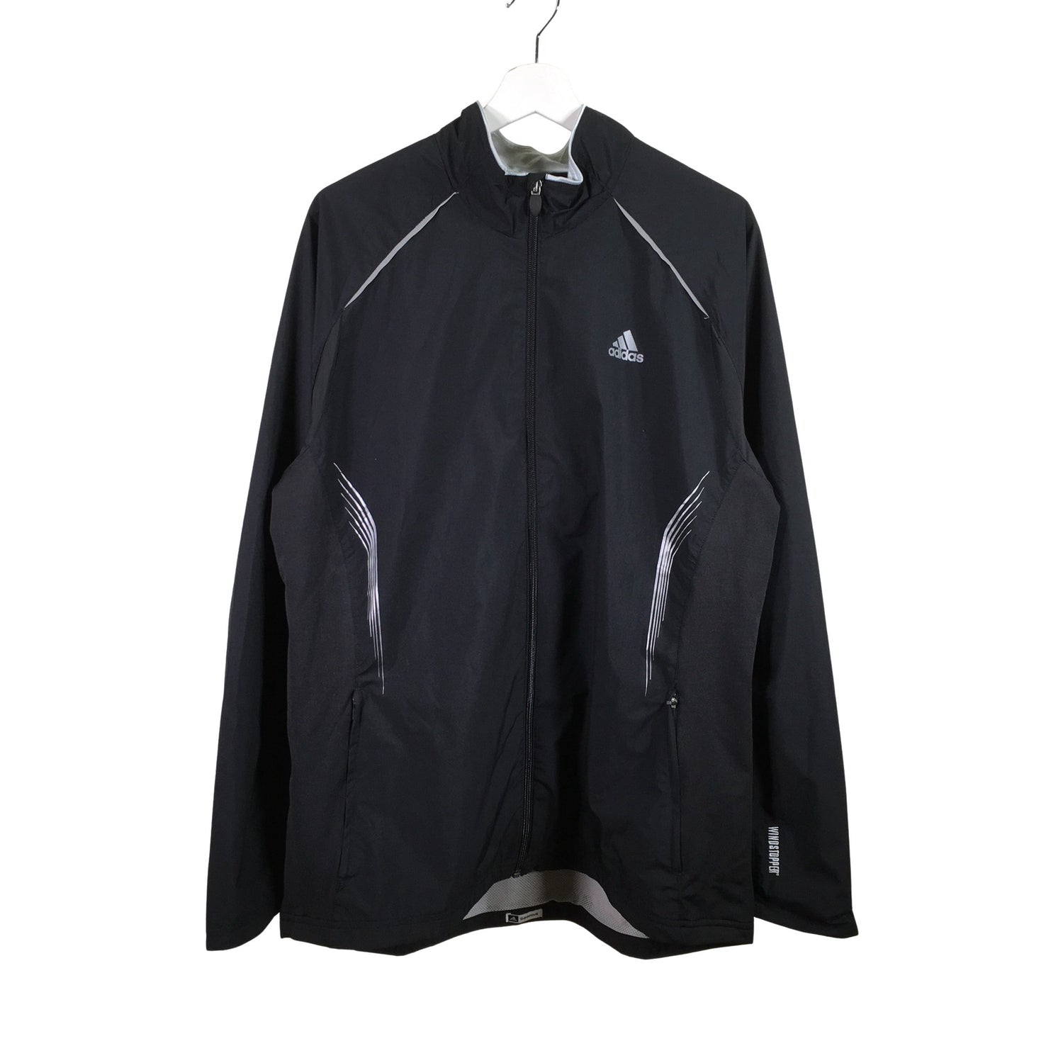  Urheilutakki  Urheilutakki, koko L  Adidas 