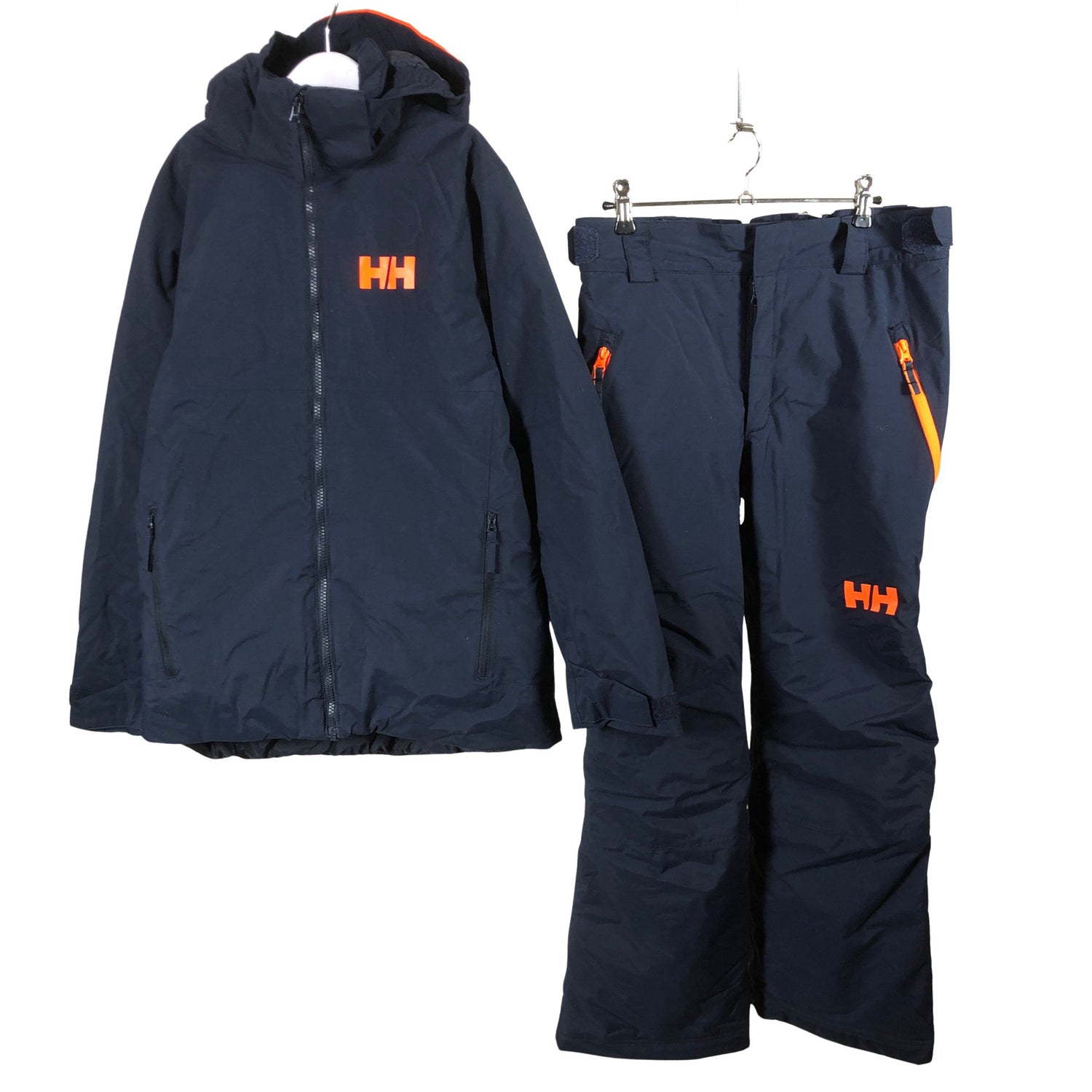  Toppa-asu  Toppa-asu, koko 158 - 164  Helly Hansen 