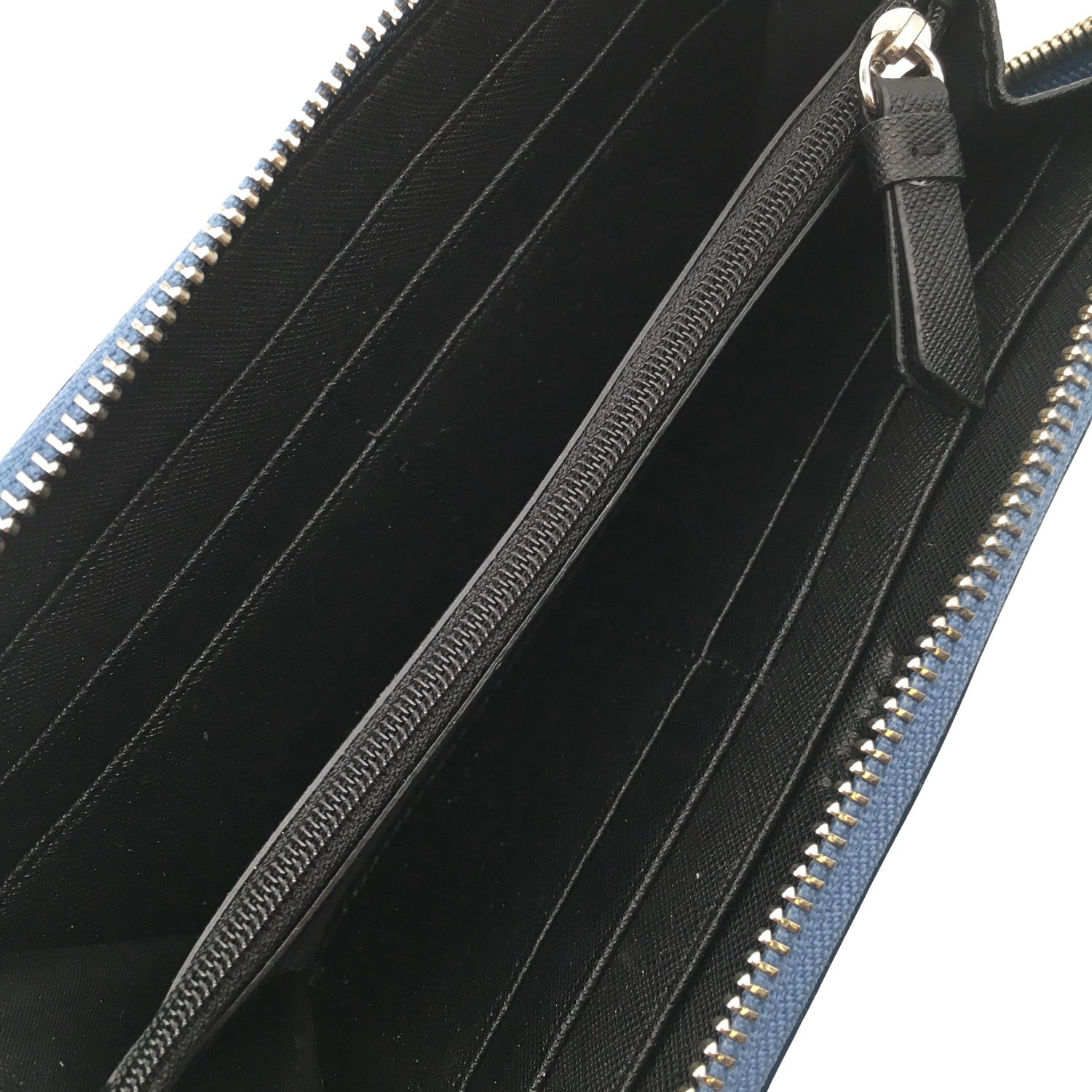  Lompakko  Lompakko, koko Ei kokoa  DKNY 