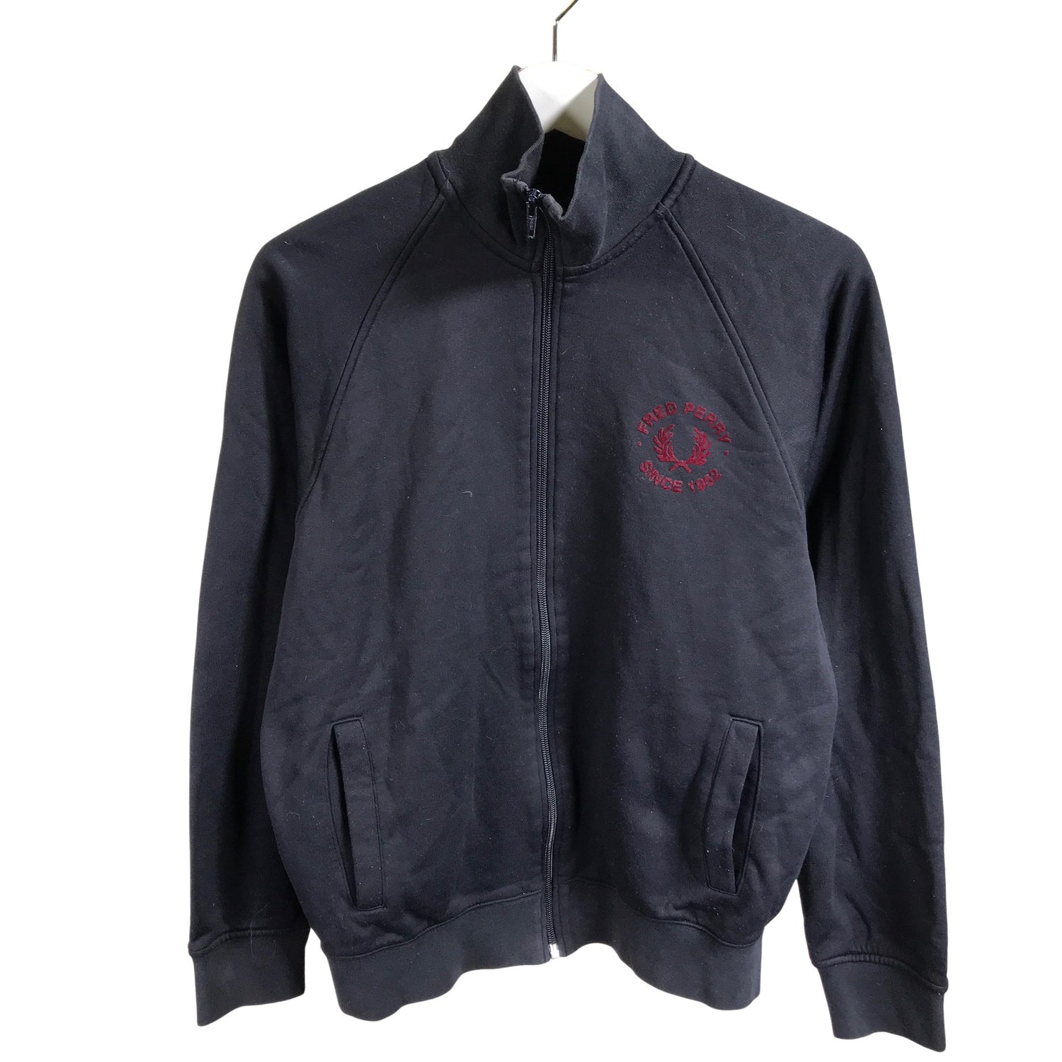  Swetari  Swetari, koko 36  Fred Perry 