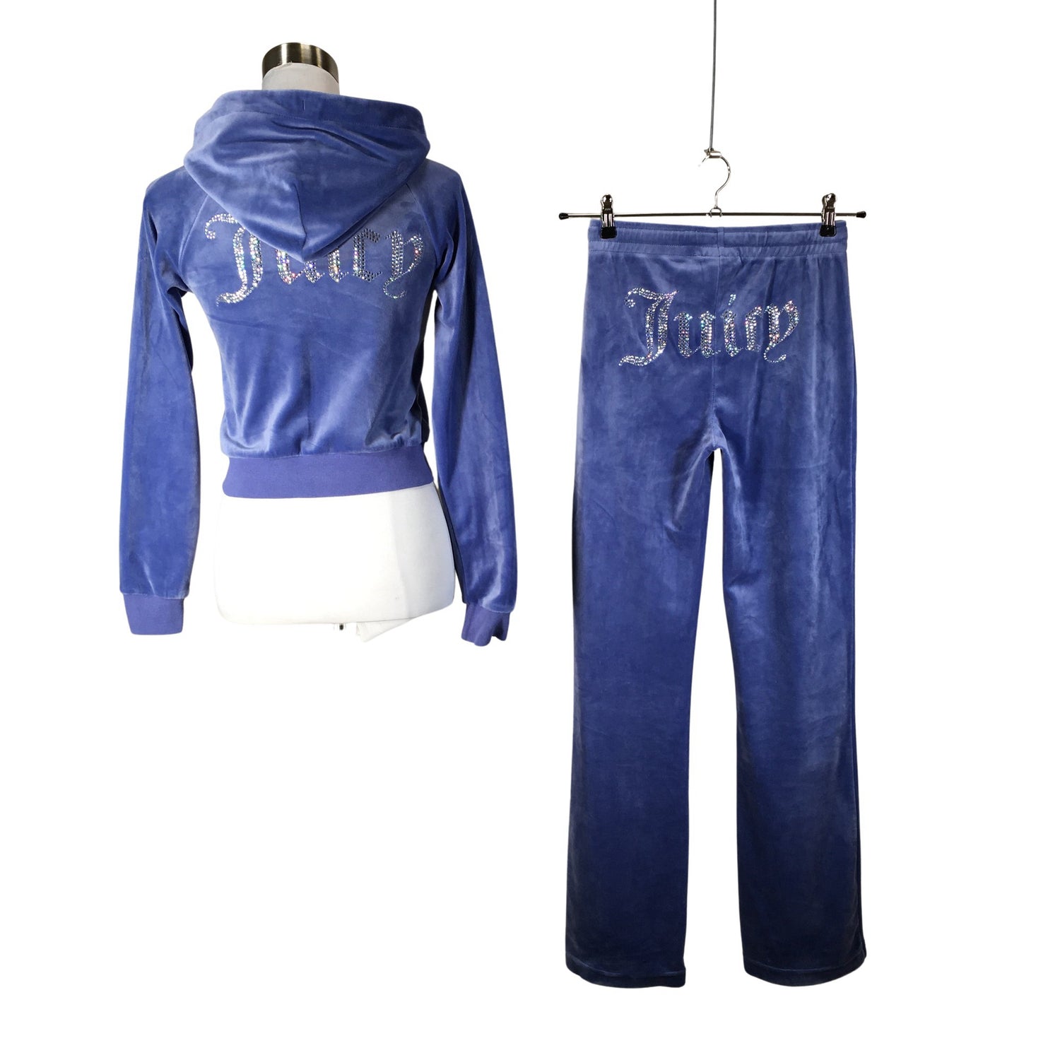  Collegeasu  Collegeasu, koko 34  Juicy Couture 