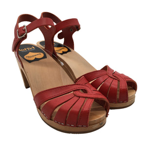 Korolliset sandaalit, koko 38