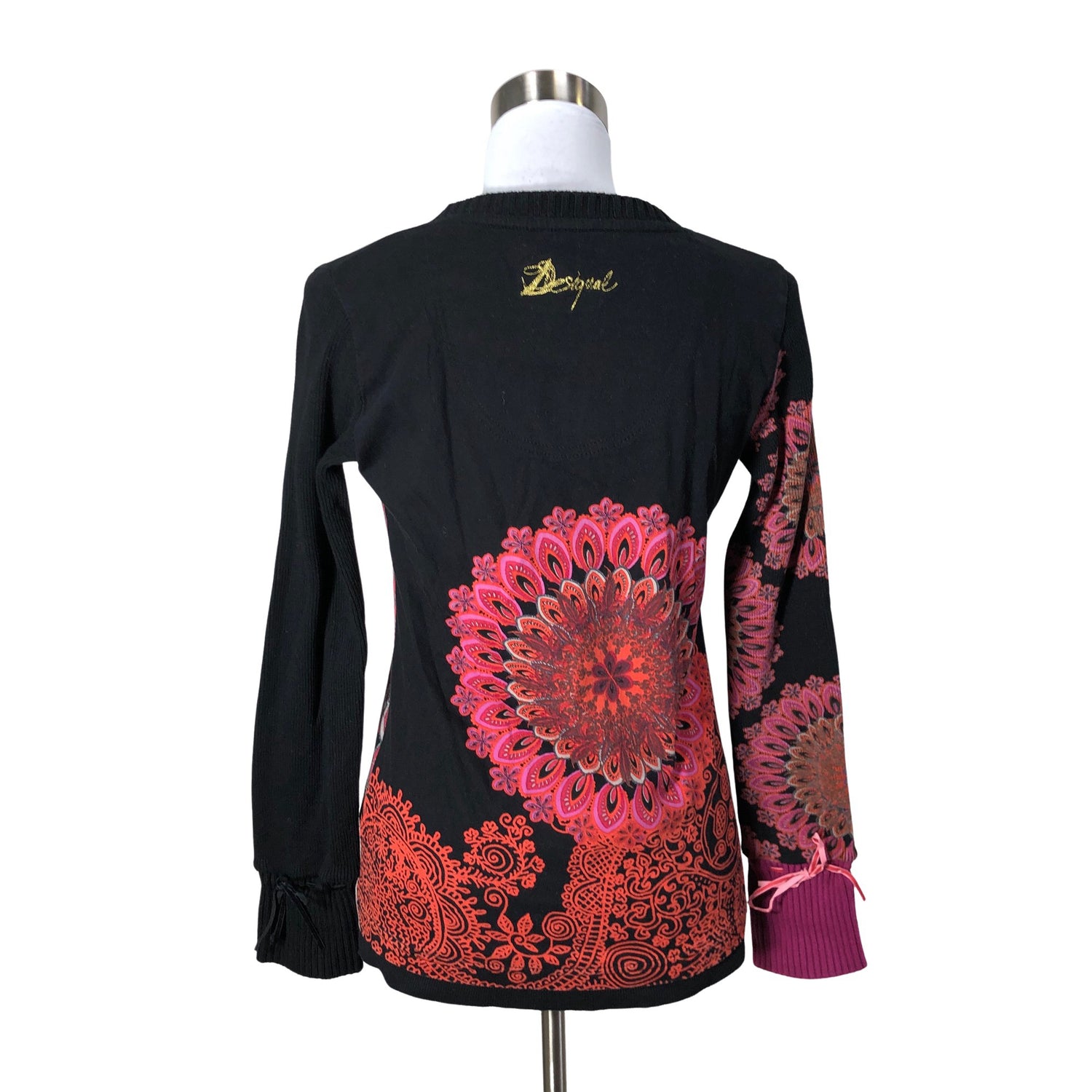  Neulepaita  Neulepaita, koko 38  Desigual 