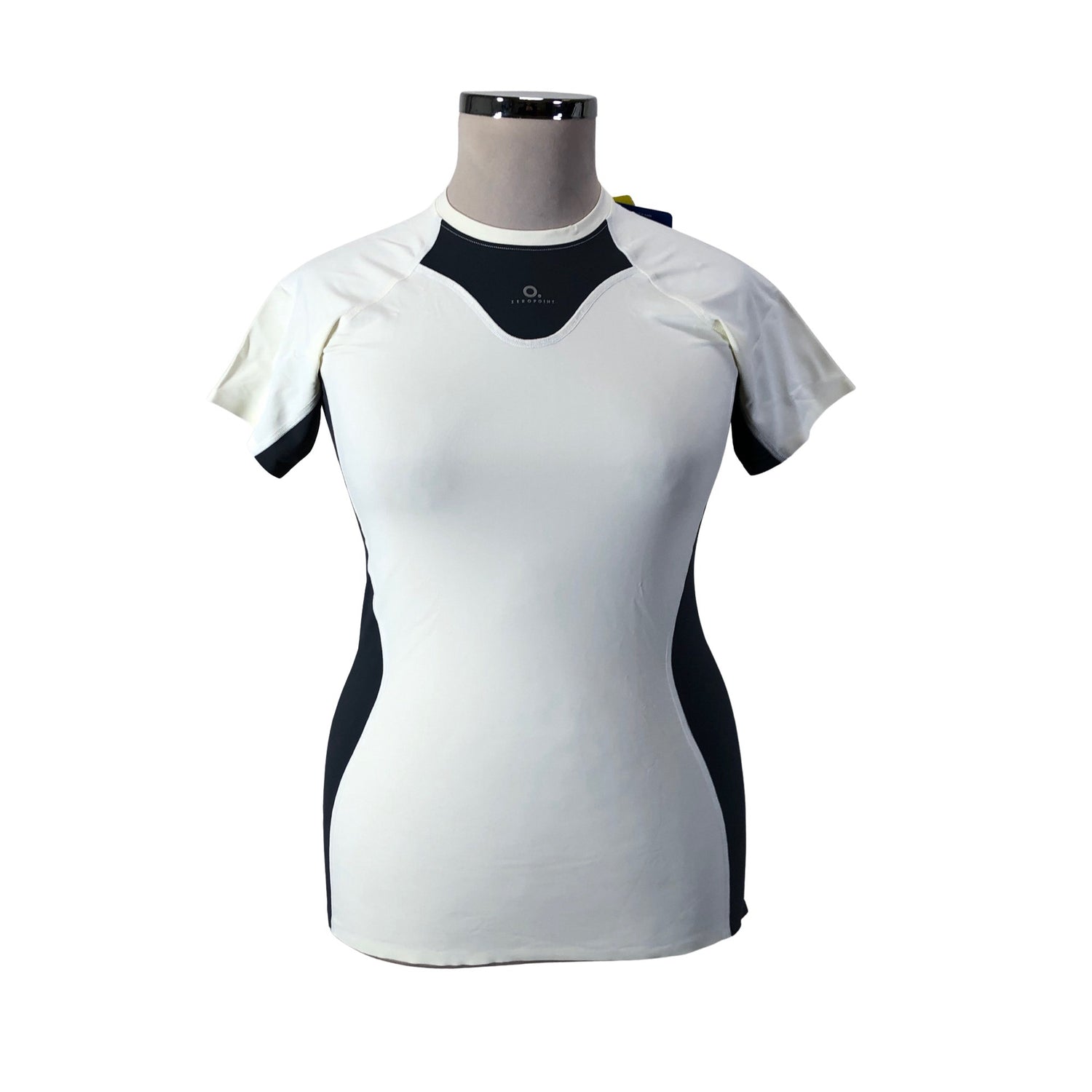  Urheilupaita  Urheilupaita, lyhyet hihat, koko 42  Zeropoint 