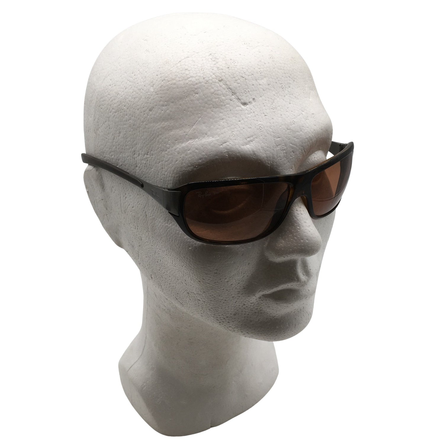 Aurinkolasit, koko Ei kokoa