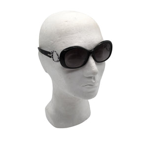 Aurinkolasit, koko Ei kokoa