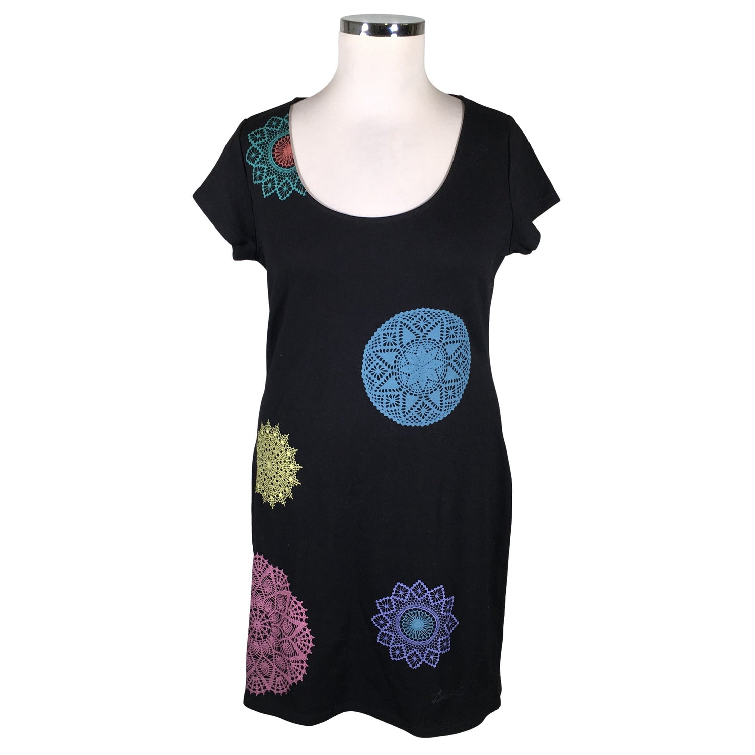  Mekko  Trikoomekko, koko 44  Desigual 