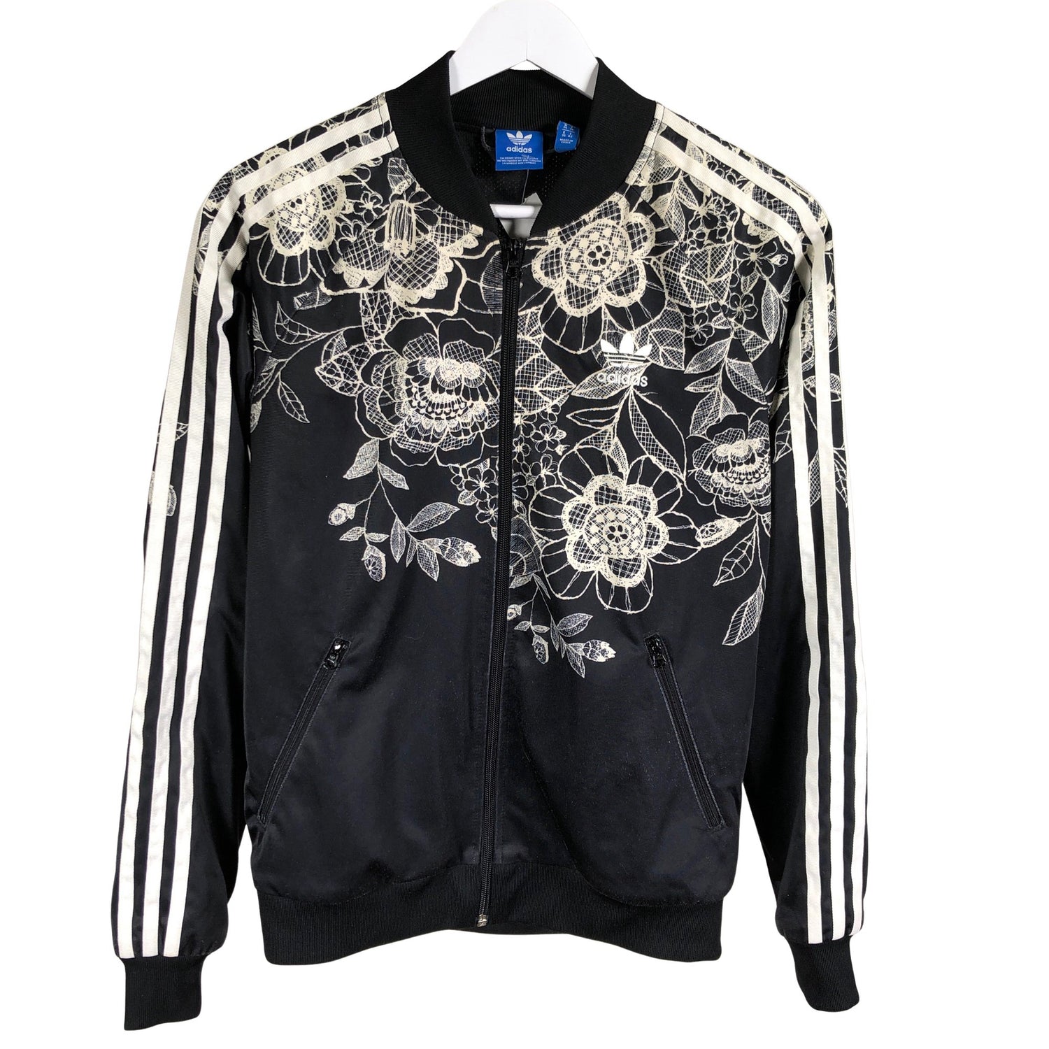  Urheilutakki  Verryttelytakki, koko 36  Adidas 