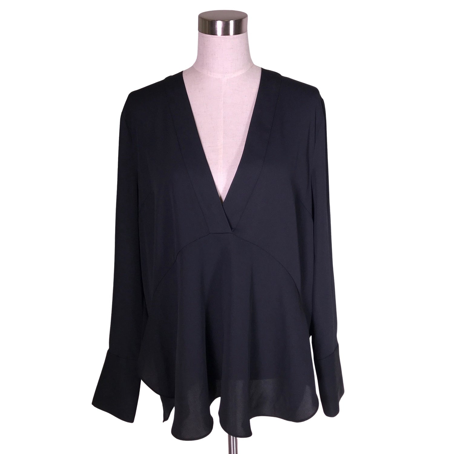  Paita  Pusero, koko 40  by Malene Birger 
