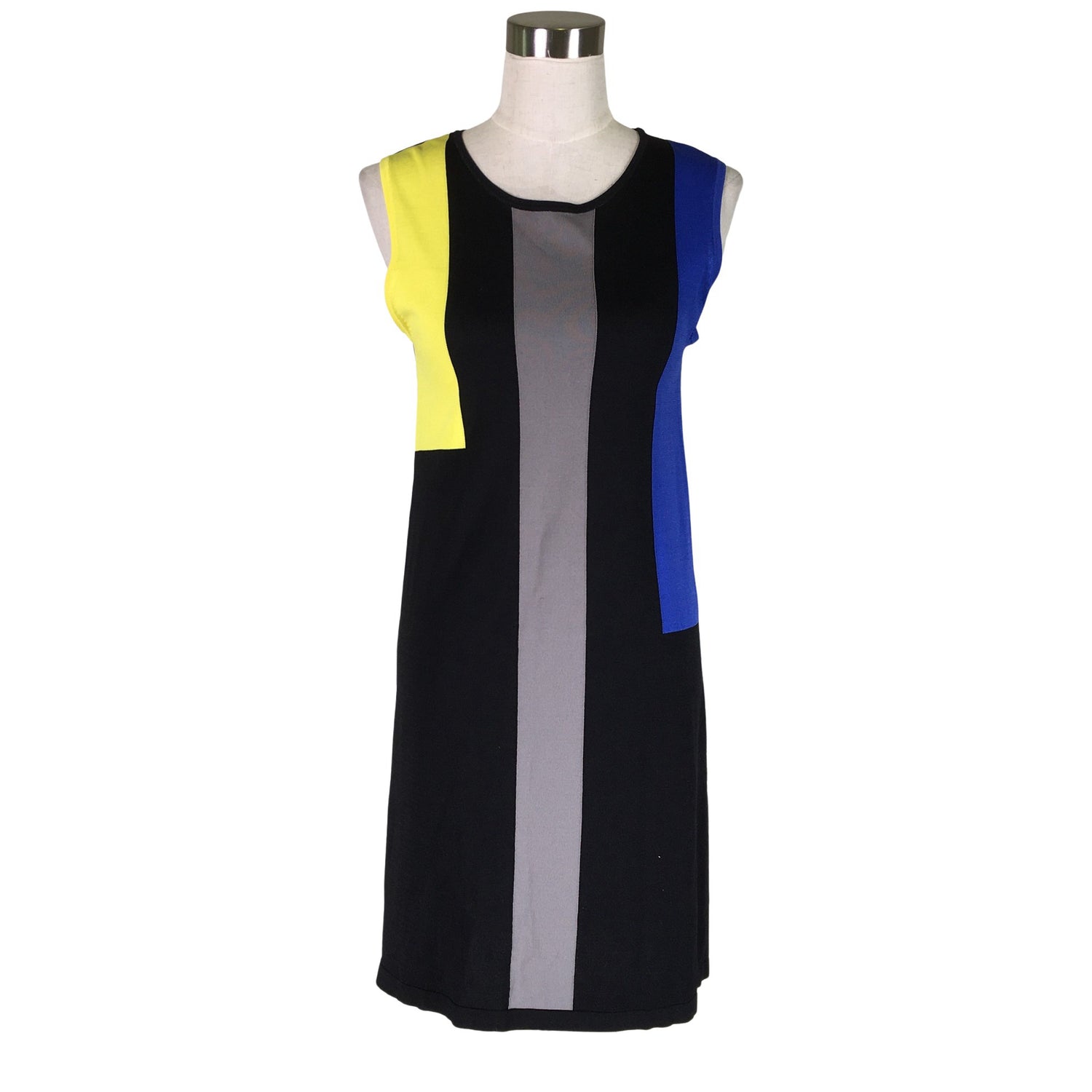  Mekko  Neulemekko, koko 36  Benetton 