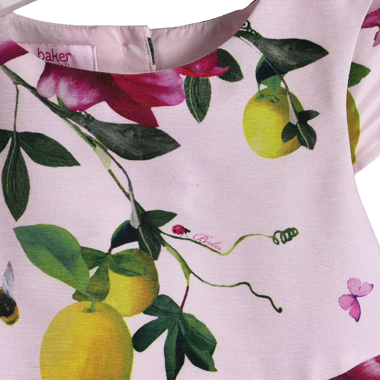  Juhlamekko  Juhlamekko, koko 110 - 116  Baker by Ted Baker 