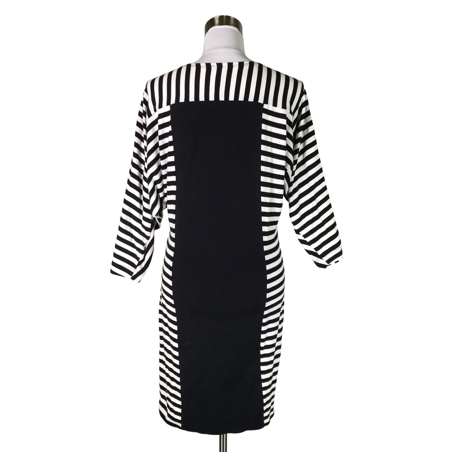  Mekko  Trikoomekko, koko 40  Marimekko 