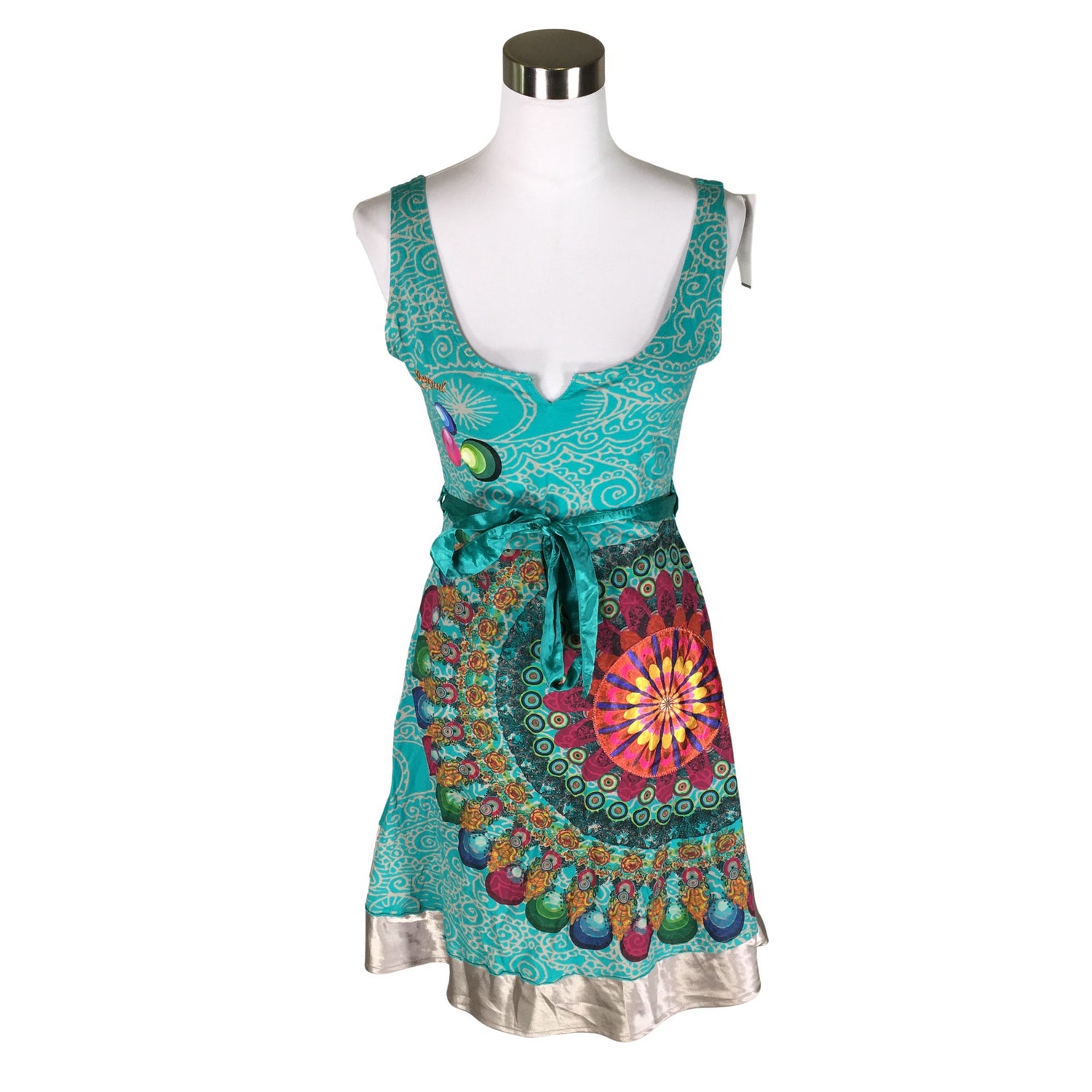 Mekko  Trikoomekko, koko 38  Desigual 