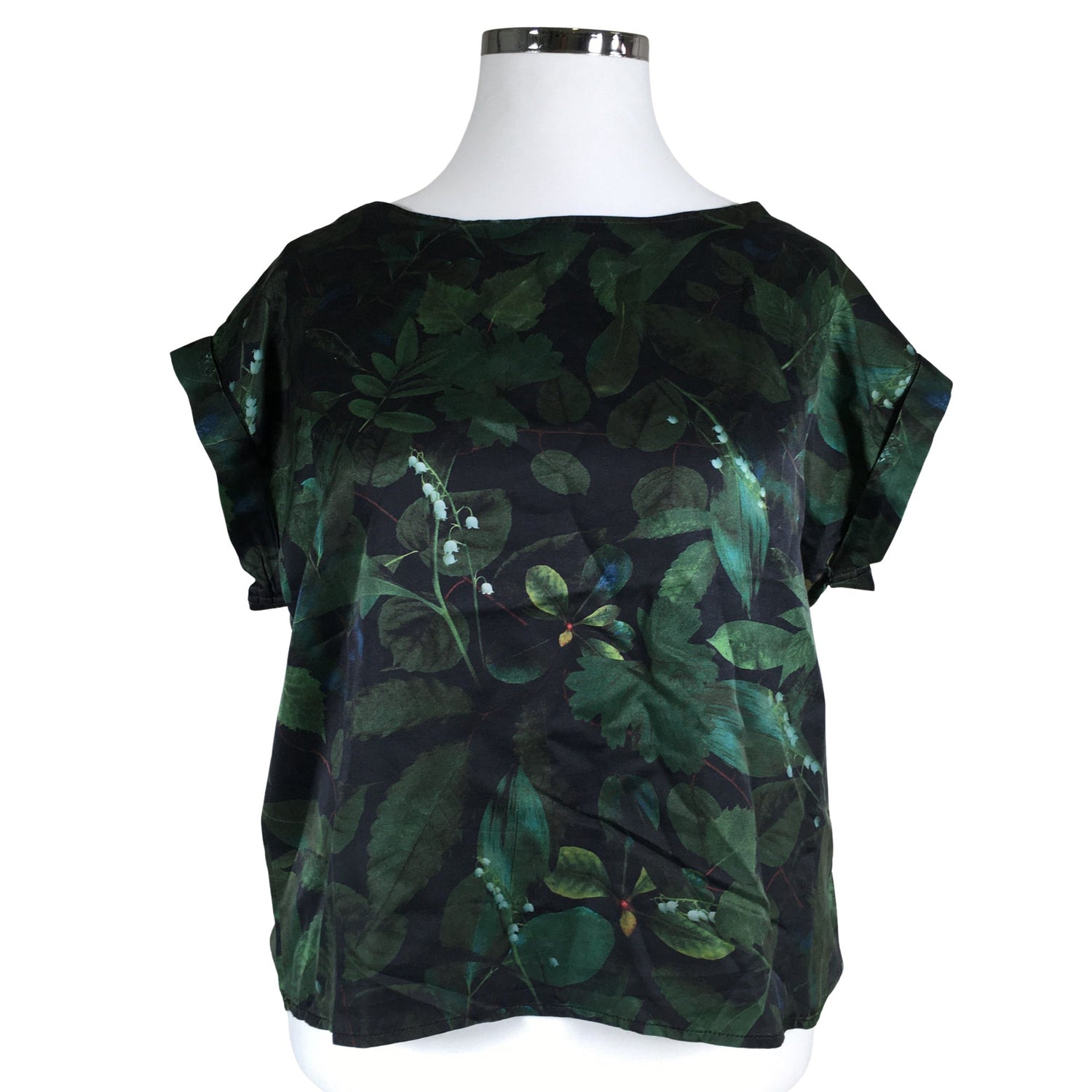  T-paita  Lyhythihainen pusero, koko 42  Uhana Design 