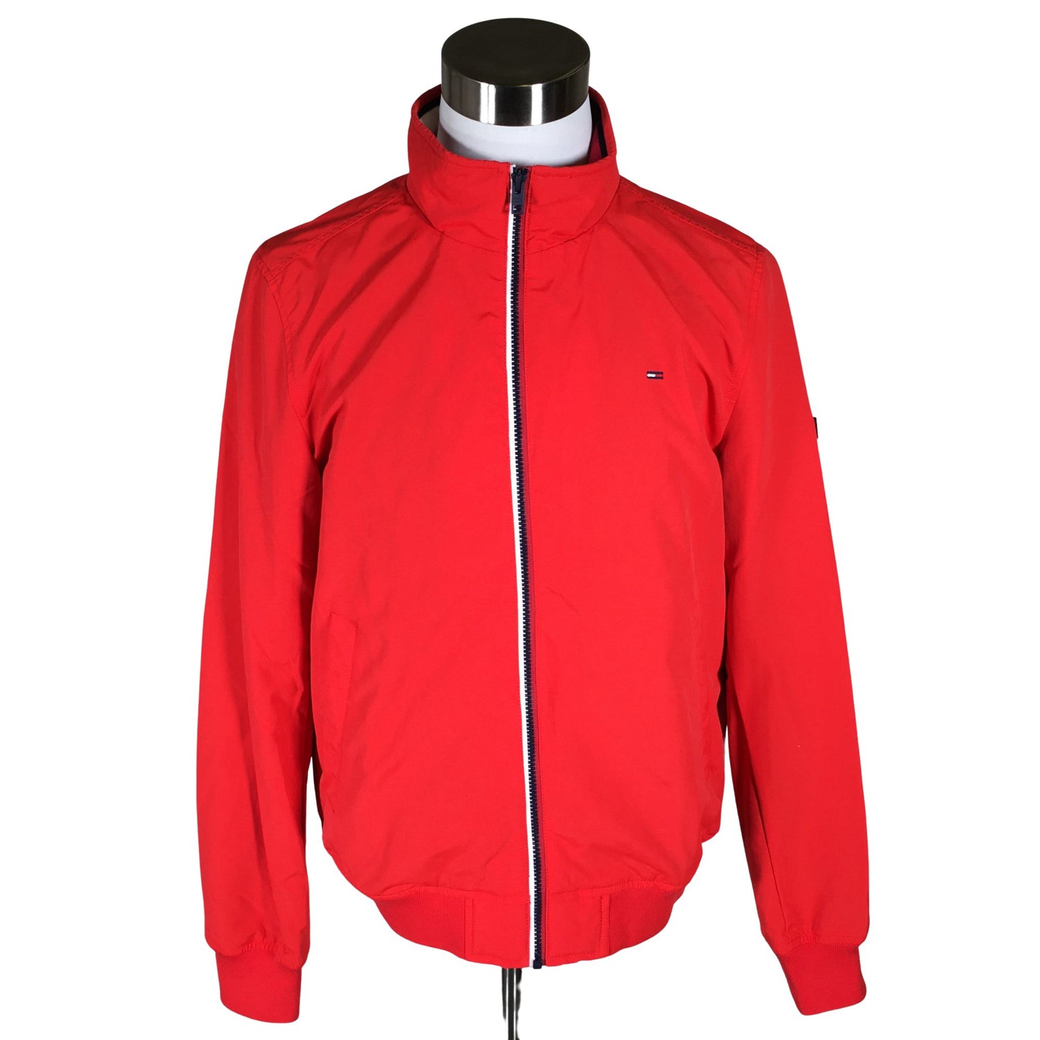  Urheilutakki  Ulkoilutakki, koko L  Tommy Hilfiger 