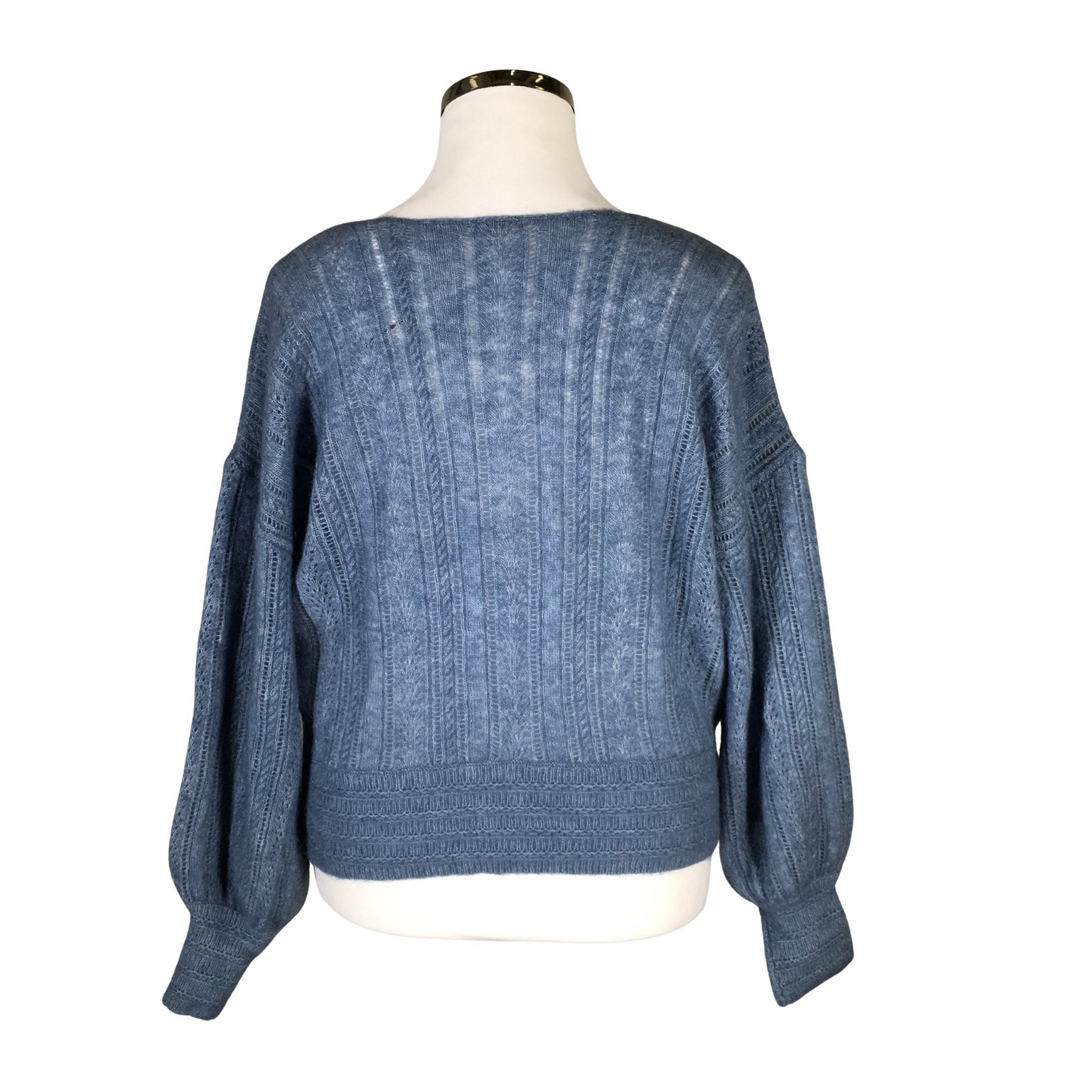  Neulepaita  Neulepaita, koko 42  La Maille Sezane 