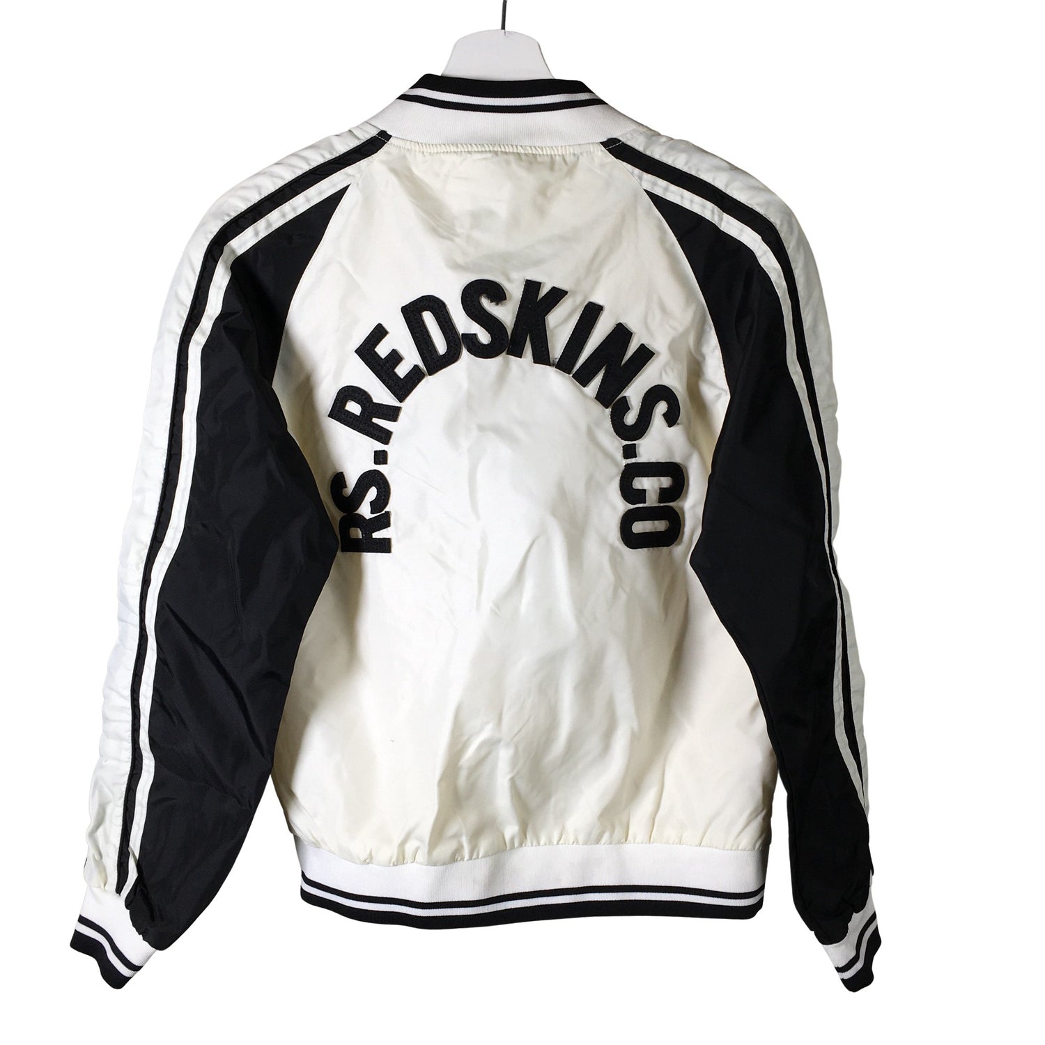  Välikausitakki  Välikausitakki, koko 158 - 164  Redskins 