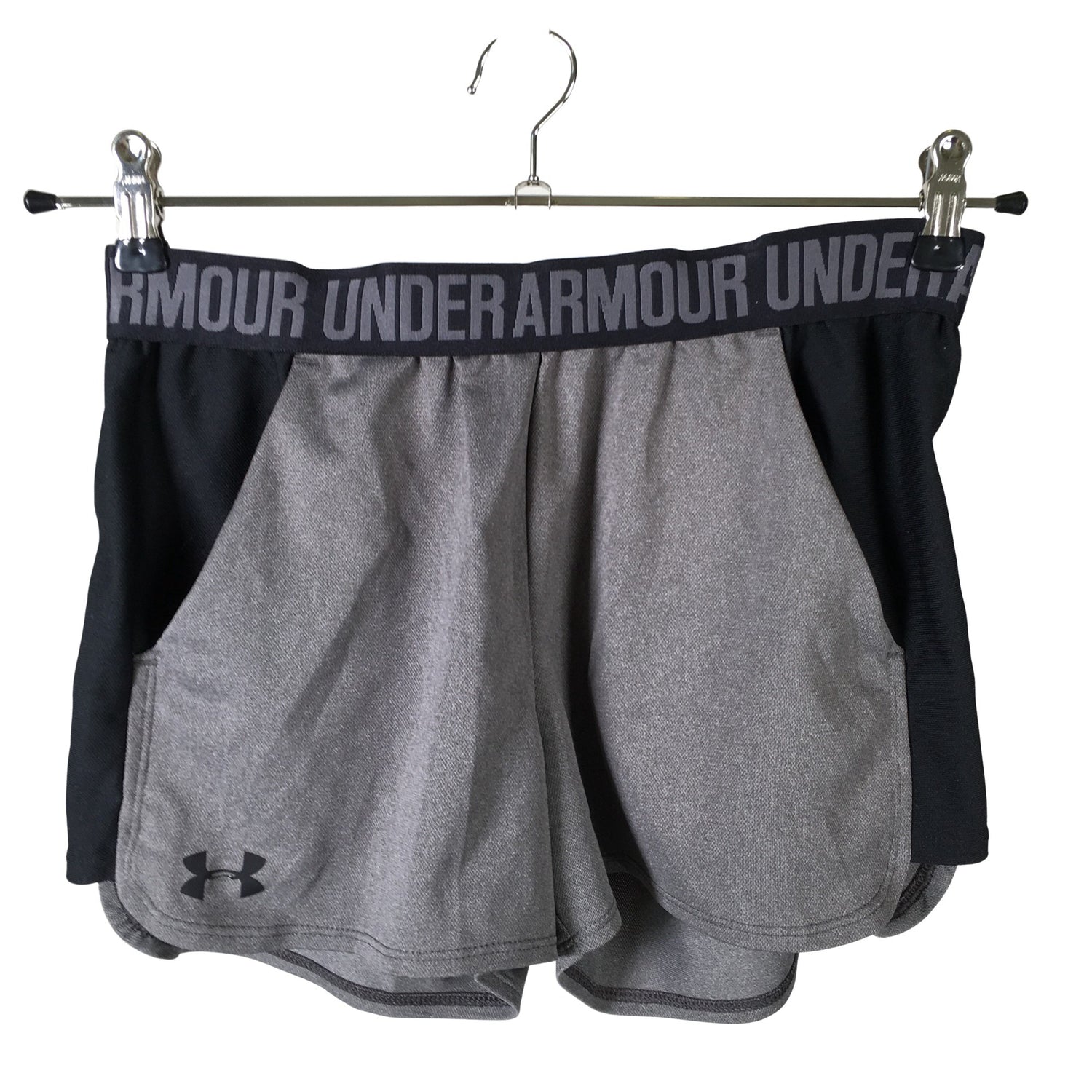  Urheilushortsit  Urheilushortsit, koko 34  Under Armour 