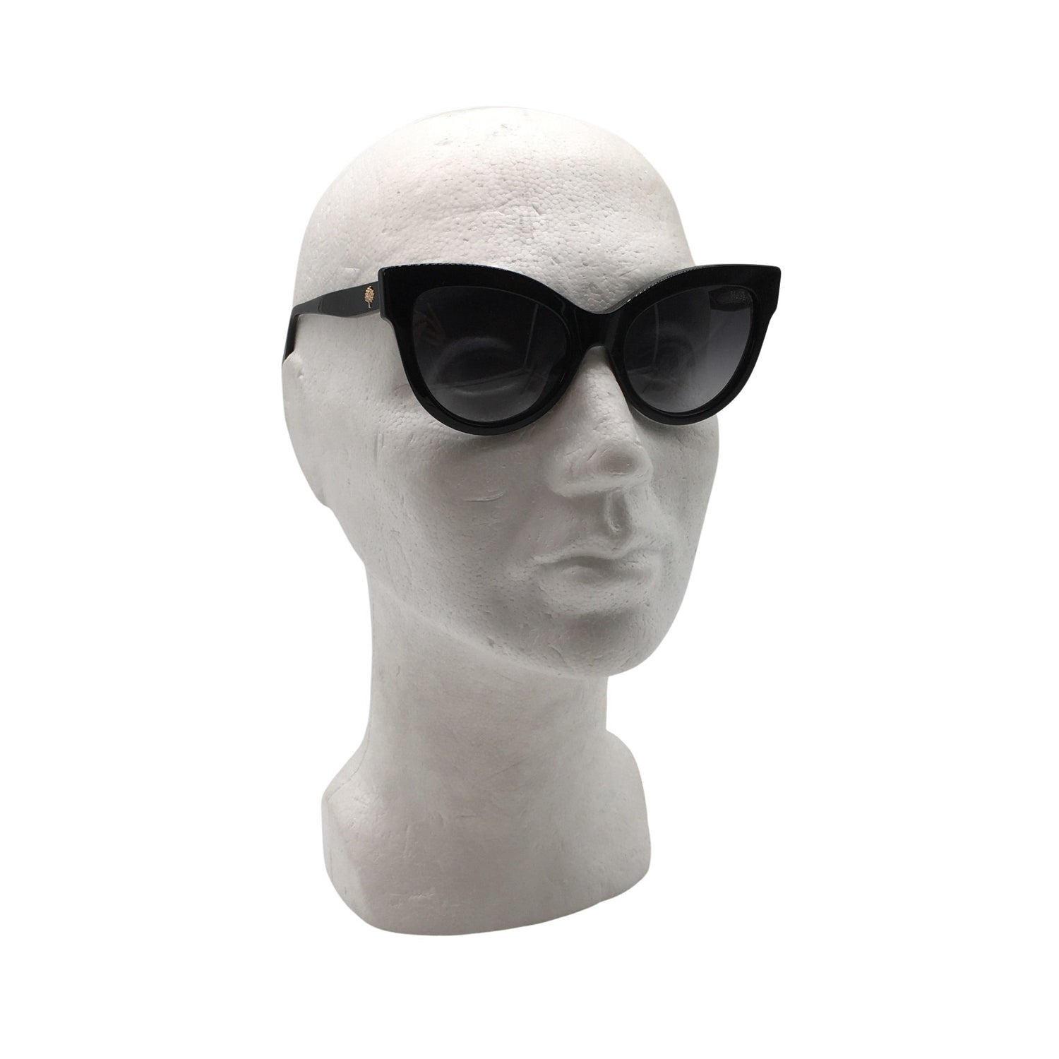 Aurinkolasit, koko Ei kokoa