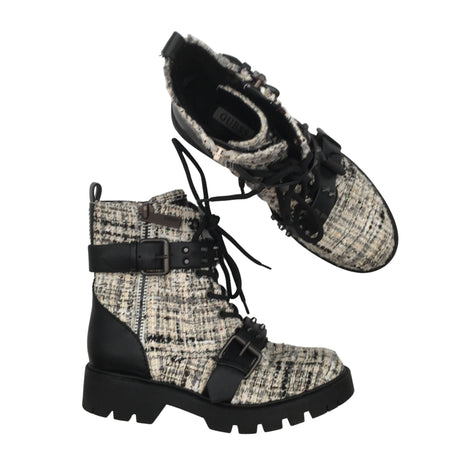 Unisex Guess - Nilkkurit, koko 38 -  ()