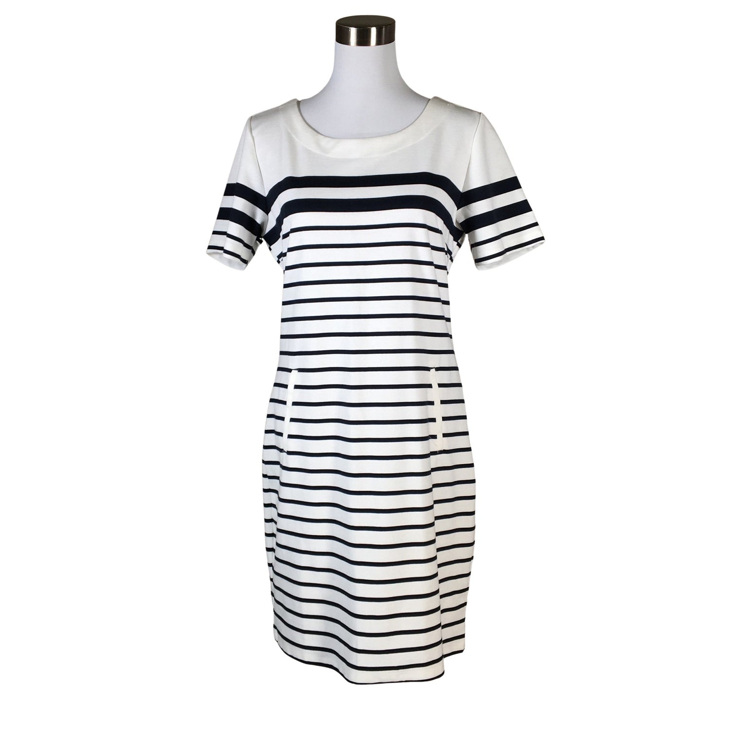  Mekko  Trikoomekko, koko 40  Free Quent 