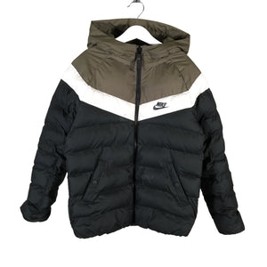 Unisex Nike - Toppatakki, koko 134 - 140 -  (1)