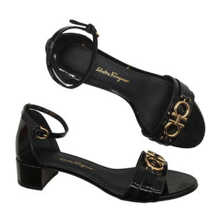 Unisex Salvatore Ferragamo - Korolliset sandaalit, koko 39 -  (1)