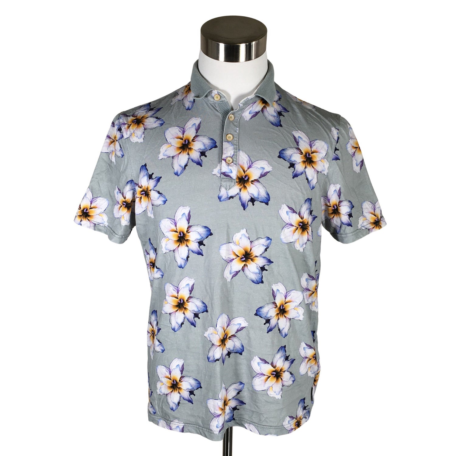  T-paita  T-paita, koko L  Ted Baker 