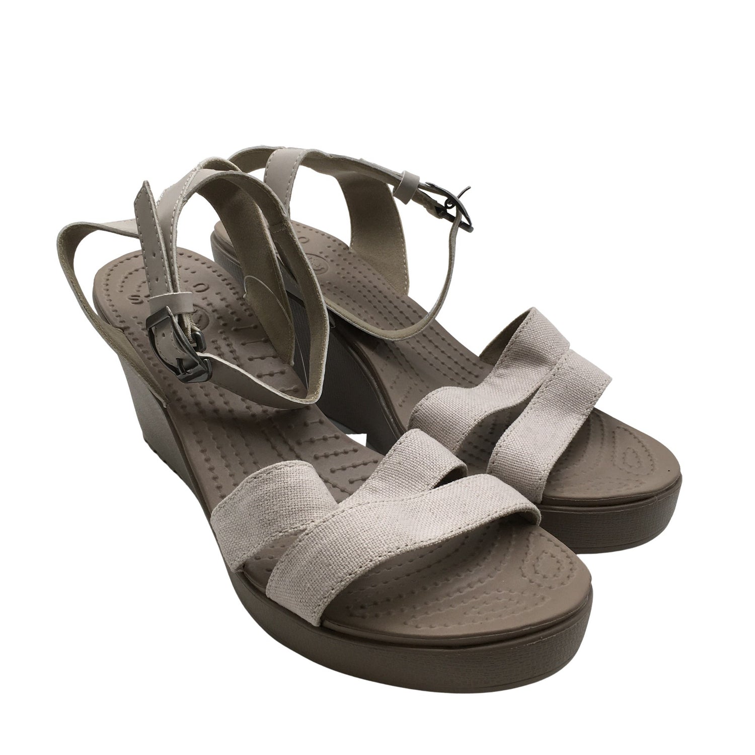  Kiilakorkosandaalit  Kiilakorkosandaalit, koko 39  Crocs 
