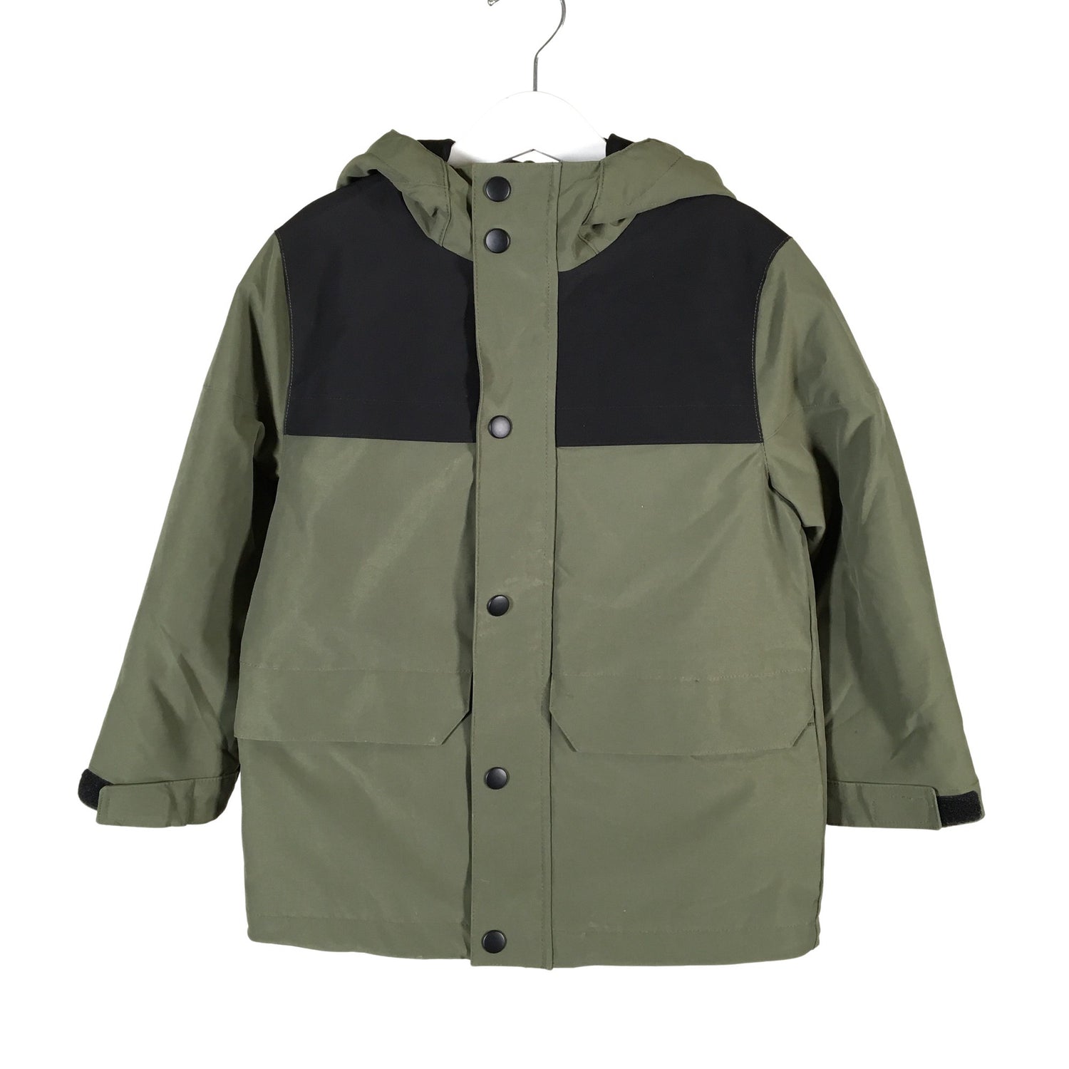  Toppatakki  Toppatakki, koko 110 - 116  Zara 