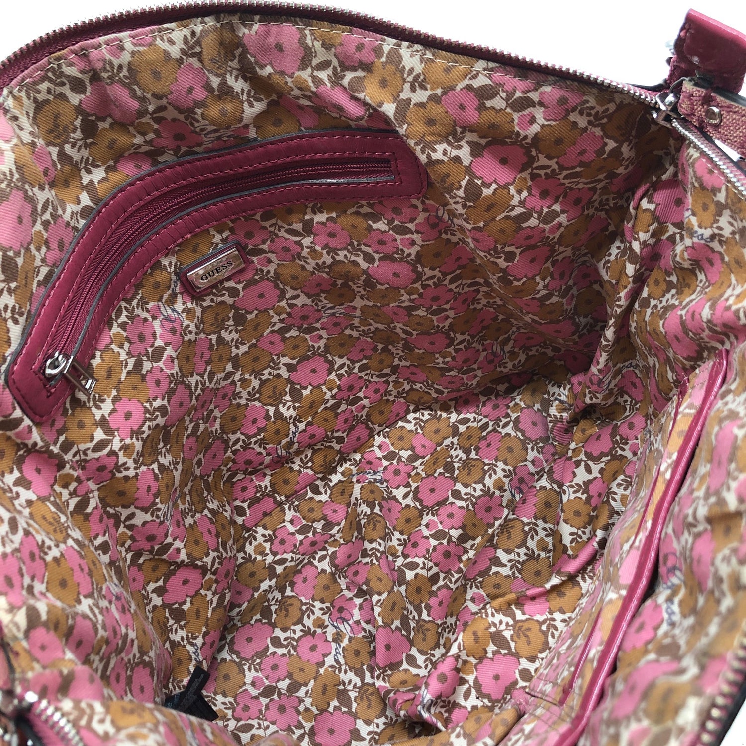  Käsilaukku  Käsilaukku, koko Midi  Guess 