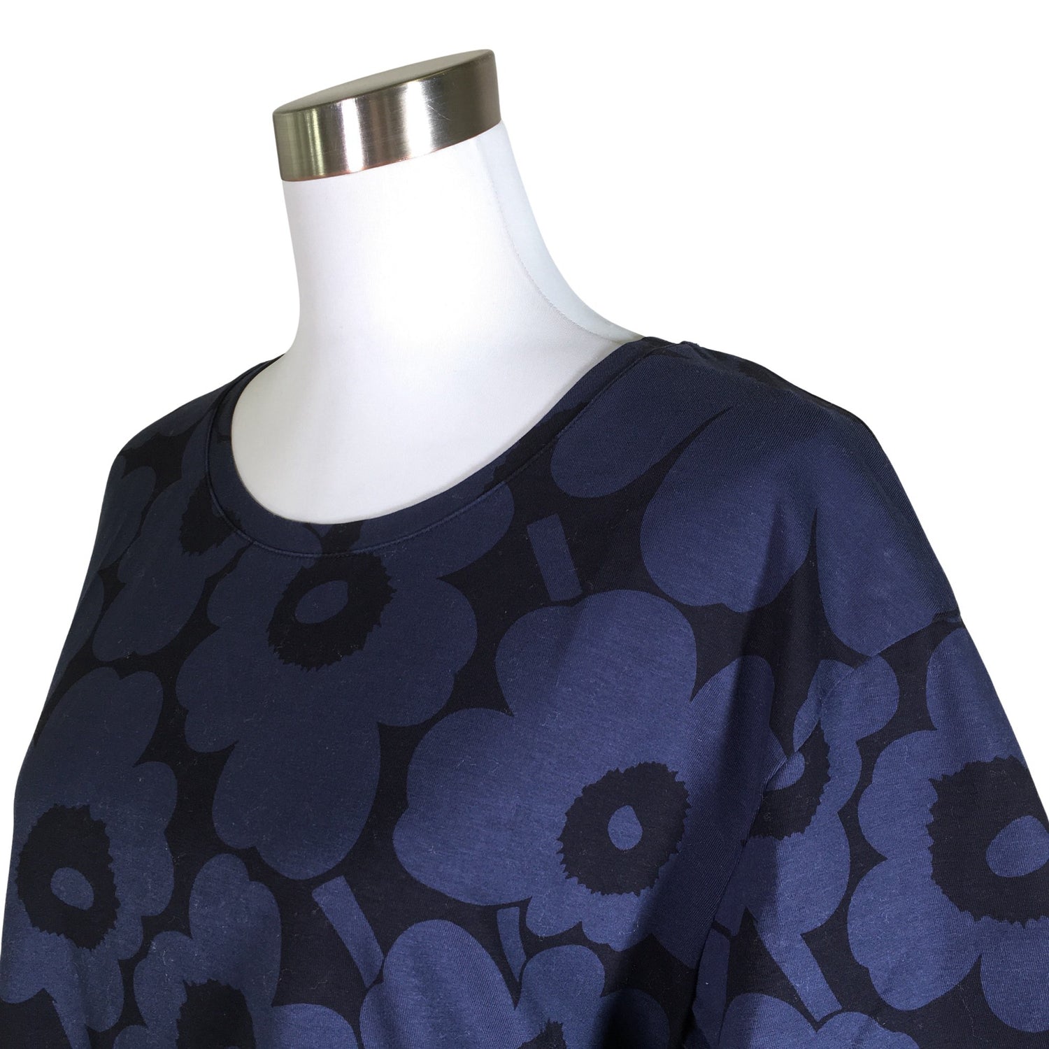  T-paita  T-paita, koko 36  Marimekko 