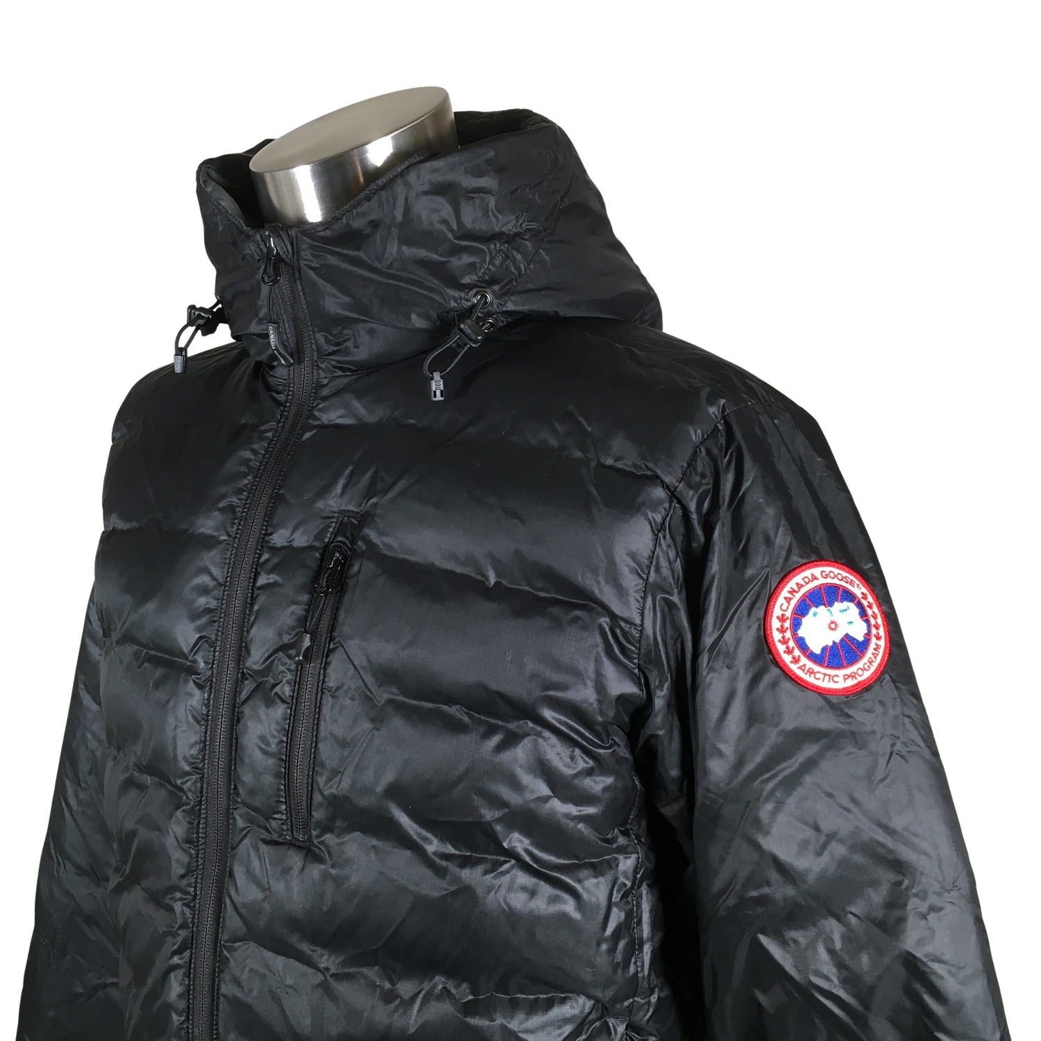  Untuvatakki  Untuvatakki, koko M  Canada Goose 