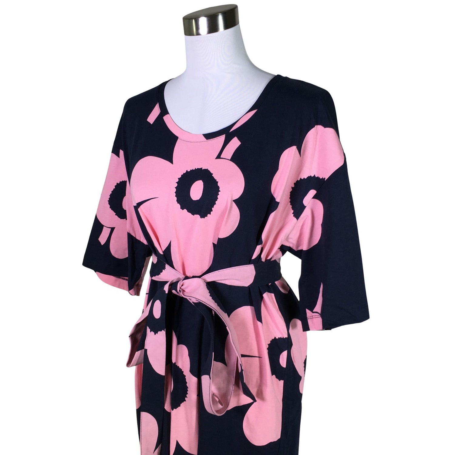  Mekko  Trikoomekko, koko 40  Marimekko 