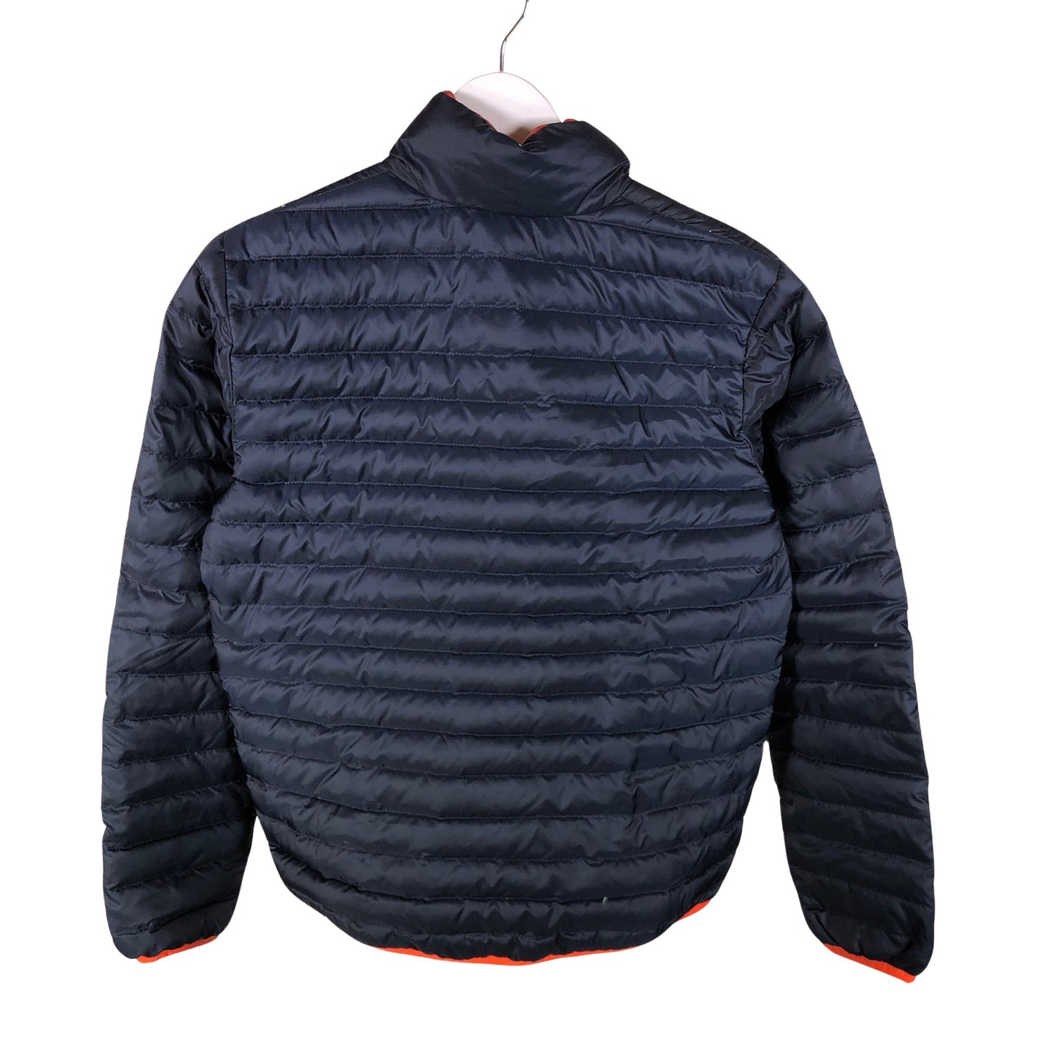  Kevytuntuvatakki  Kevytuntuvatakki, koko 158 - 164  Helly Hansen 