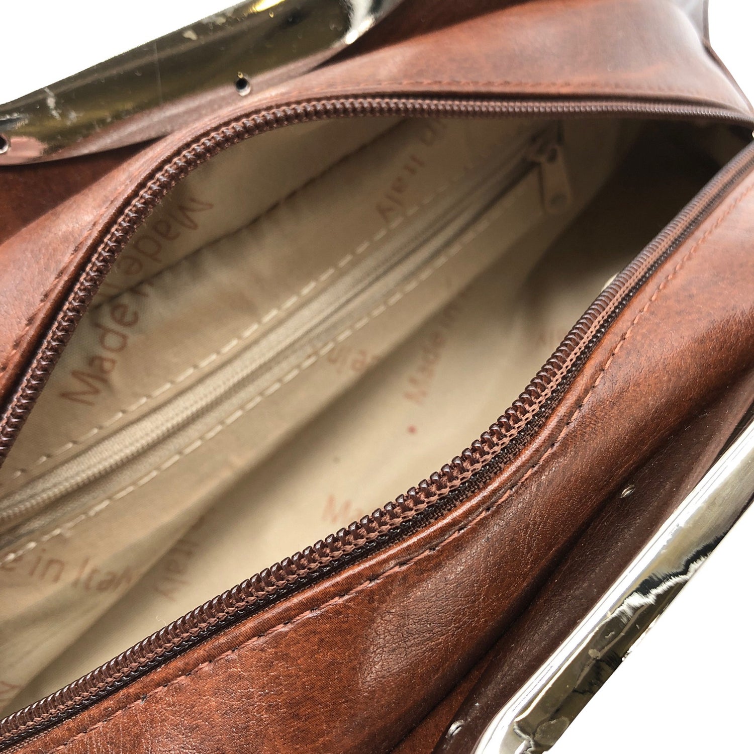  Käsilaukku  Käsilaukku, koko Midi  Leaf 