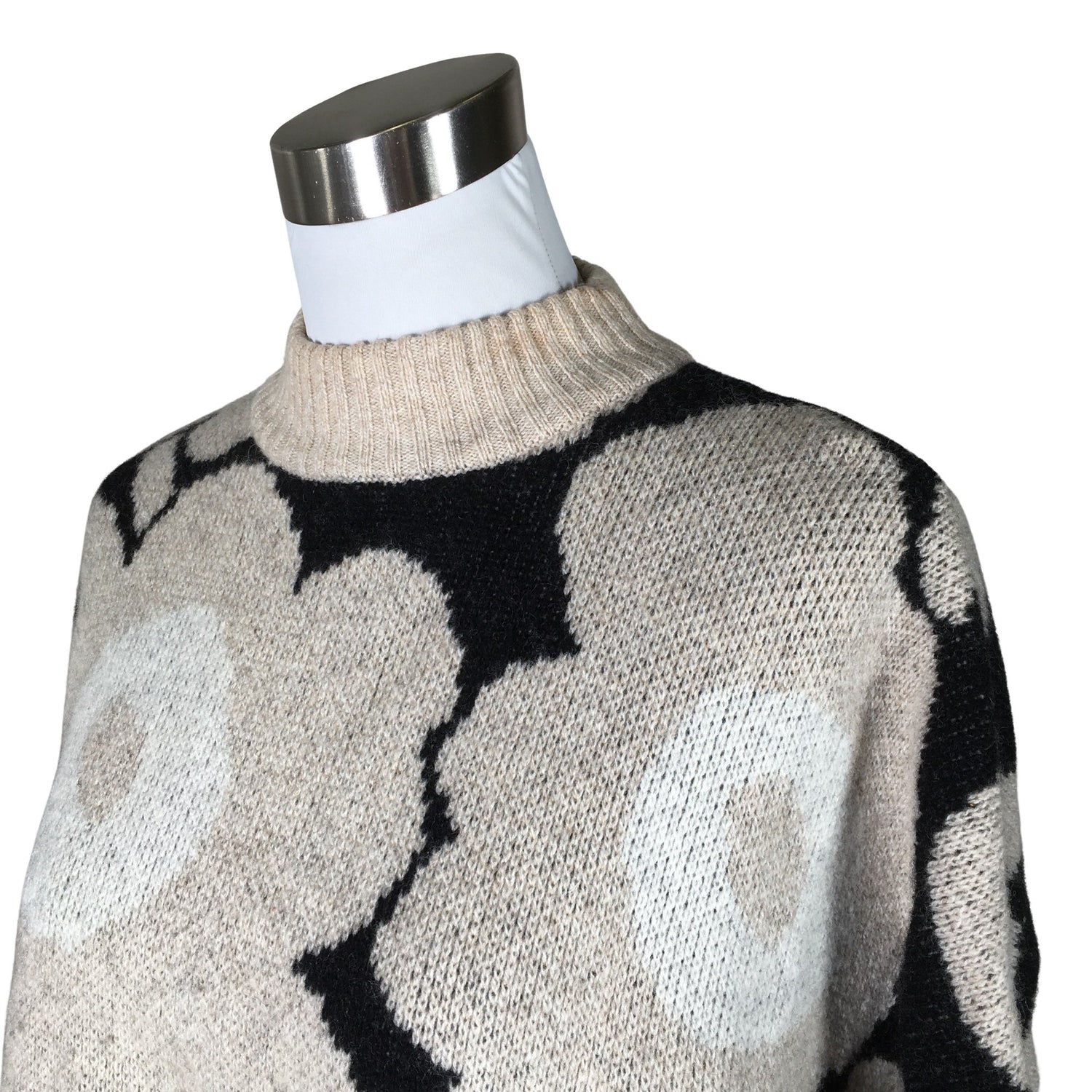  Neulepaita  Neulepaita, koko 40  Marimekko 