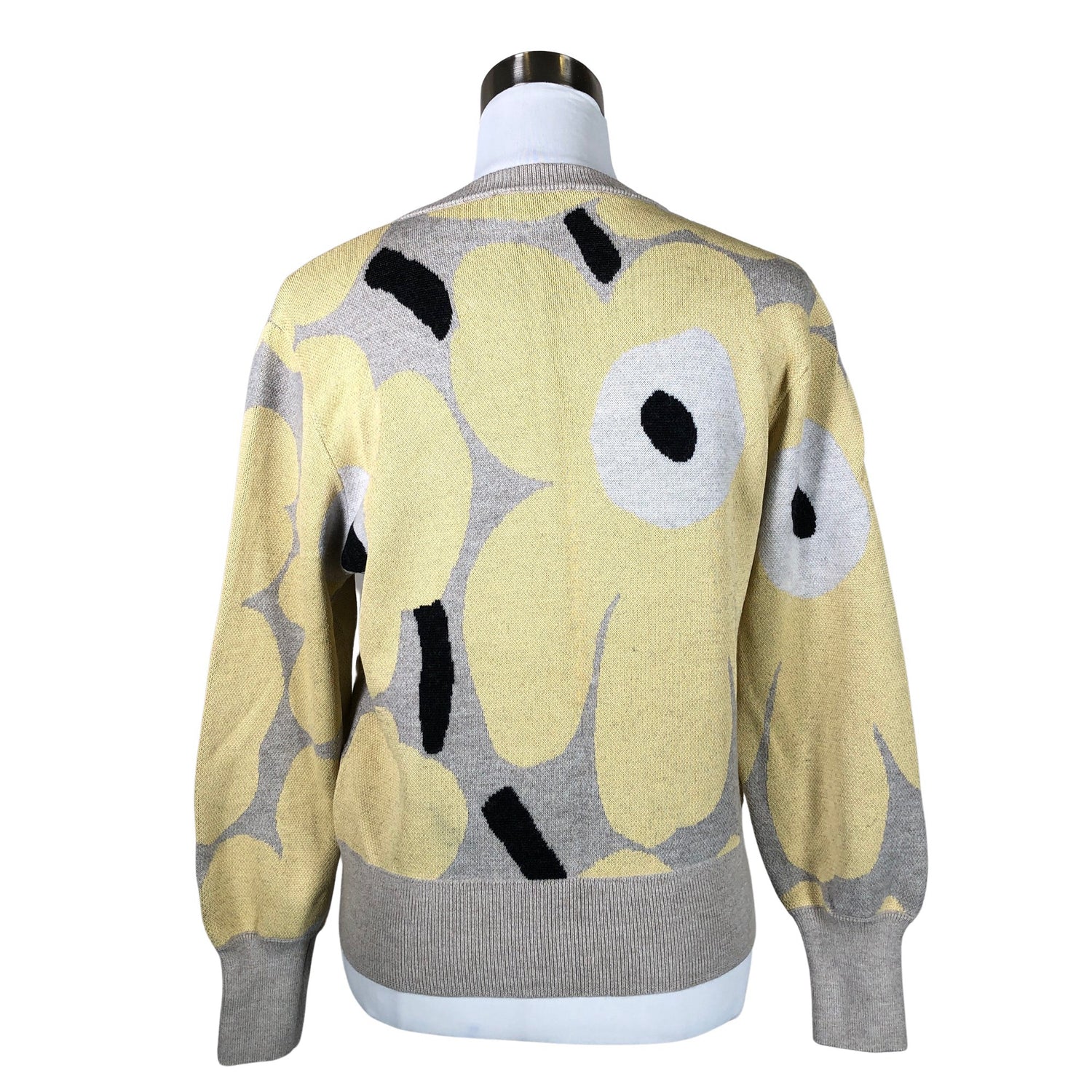  Neulepaita  Neulepaita, koko 38  Marimekko 