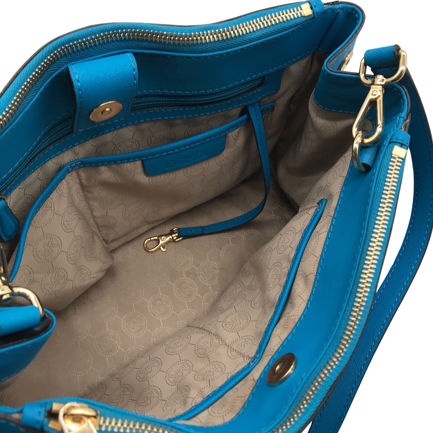 Käsilaukku  Käsilaukku, koko Midi  Michael Kors 