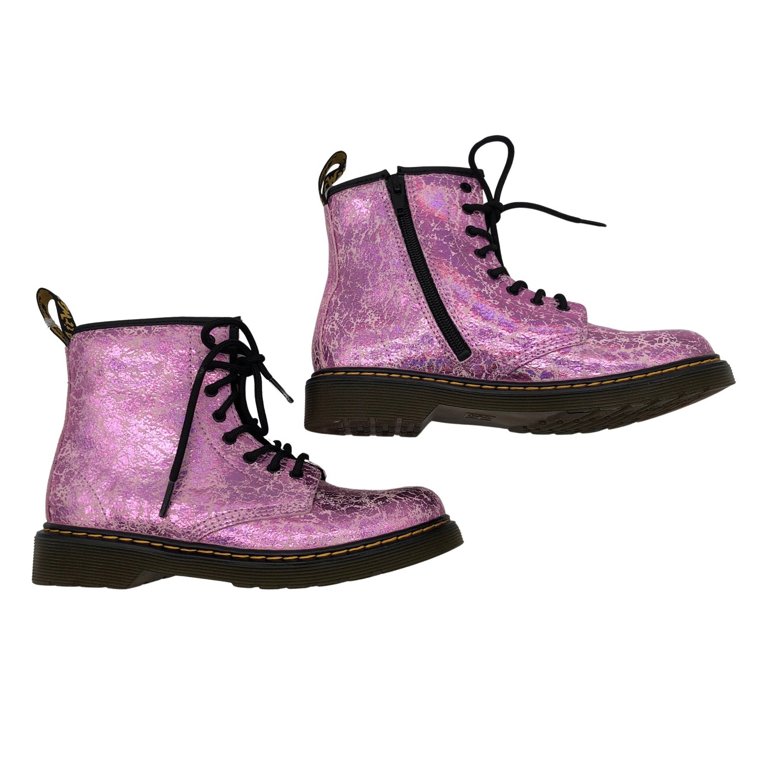  Maiharit  Maiharit, koko 36  Dr. Martens 