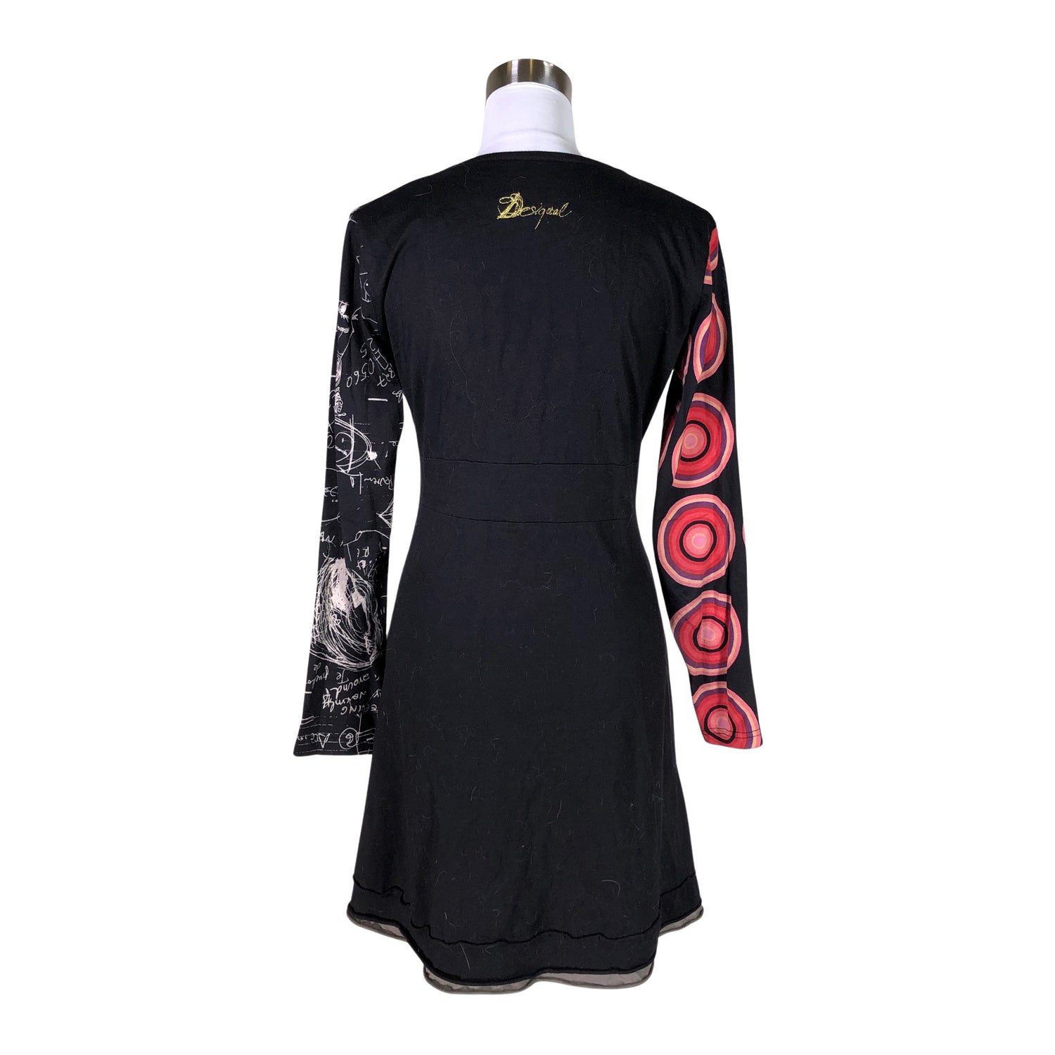  Mekko  Trikoomekko, koko 40  Desigual 
