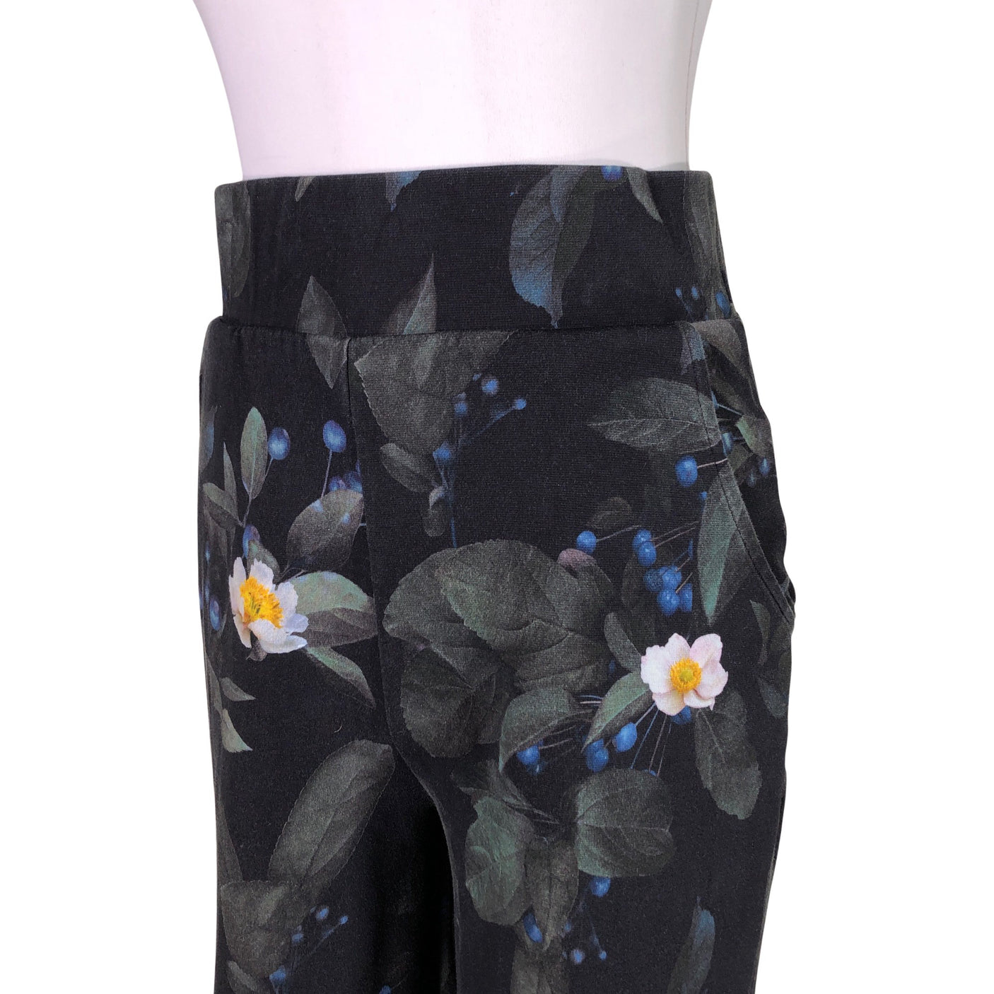 Unisex Uhana Design - Collegehousut, koko 36 -  (3)