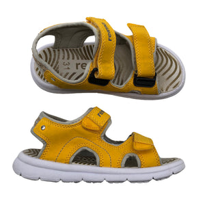 Unisex Reima - Sandaalid, suurus 31. -  (1)