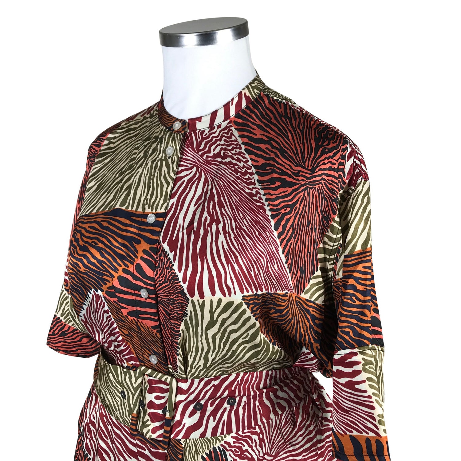  Mekko  Sifonkimekko, koko 42  by Malene Birger 