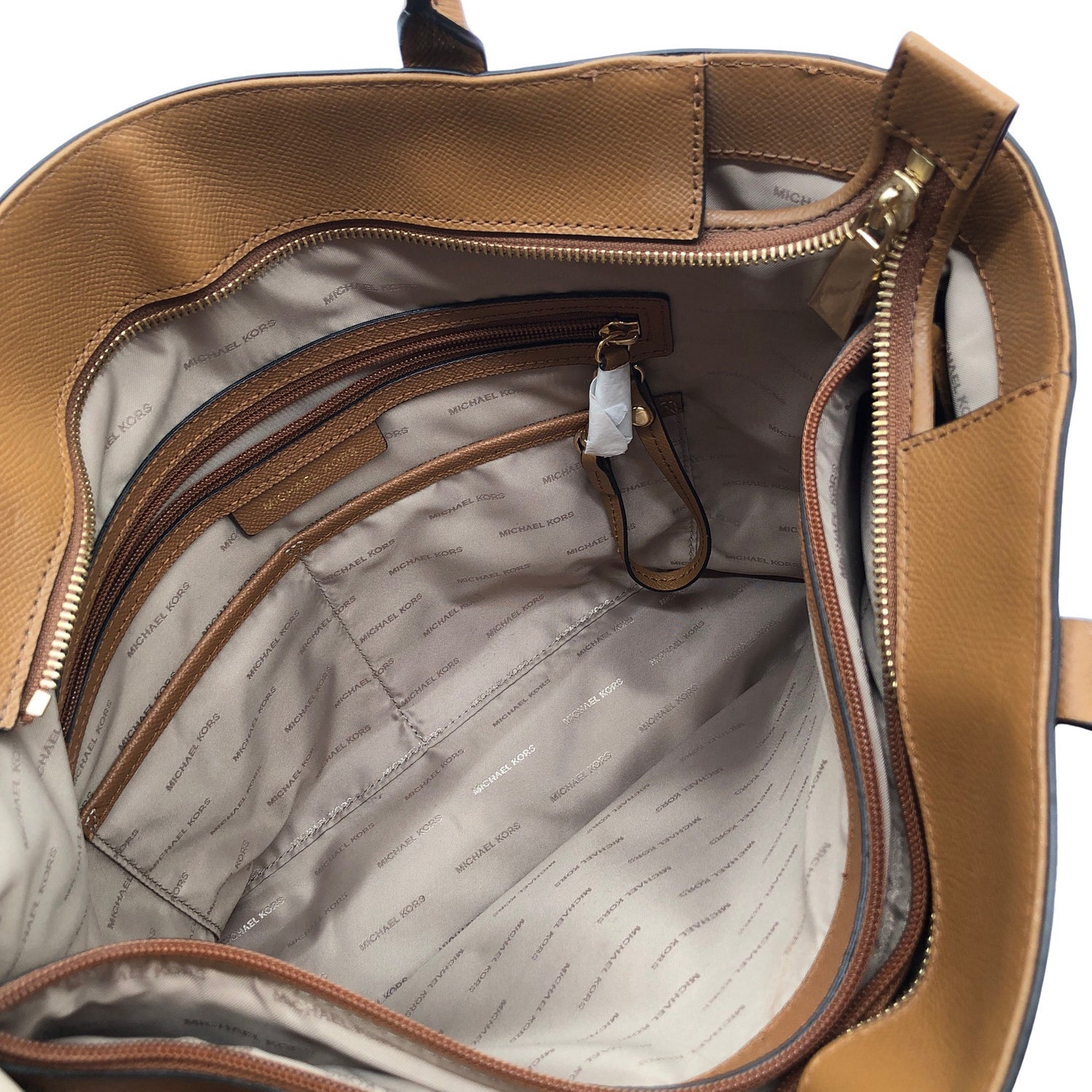  Käsilaukku  Käsilaukku, koko Midi  Michael Kors 