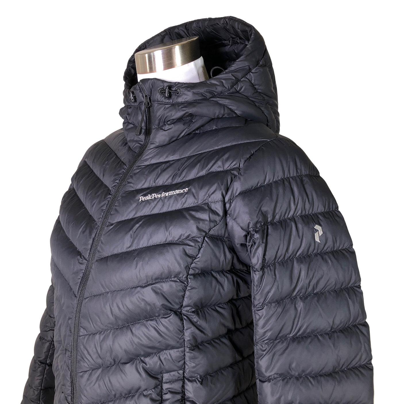 Unisex Peak Performance - Kevytuntuvatakki, koko 36 -  (3)
