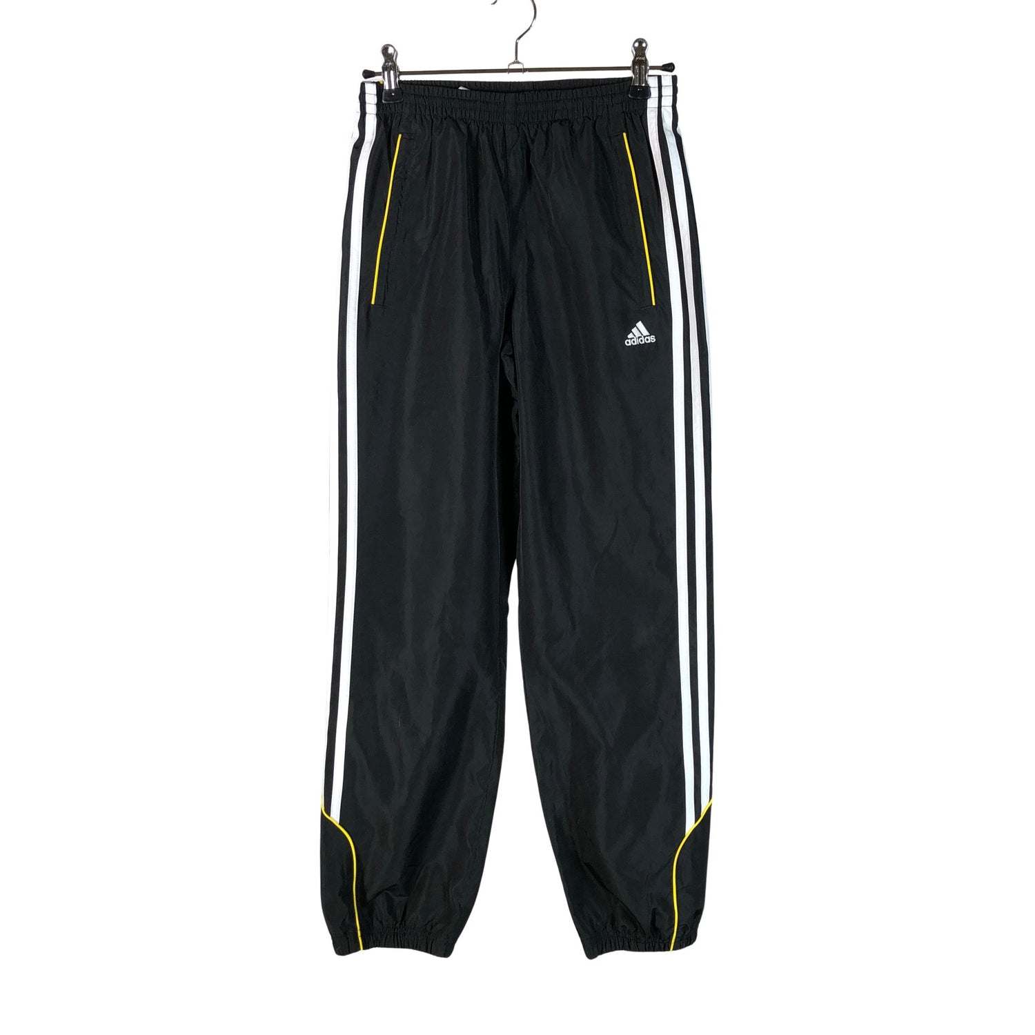  Ulkohousut  Ulkoiluhousut, koko 146 - 152  Adidas 