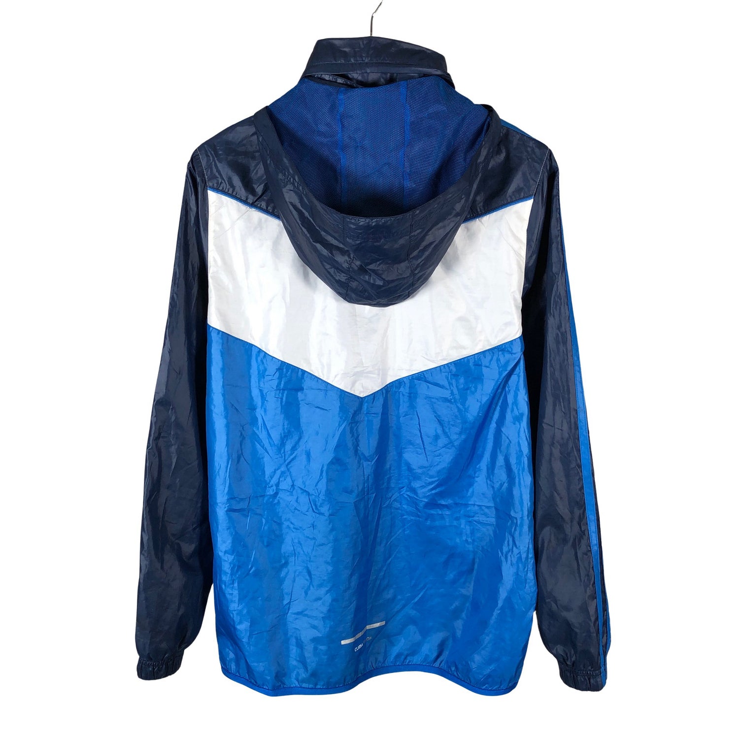  Urheilutakki  Urheilutakki, koko 170 - 176  Adidas 