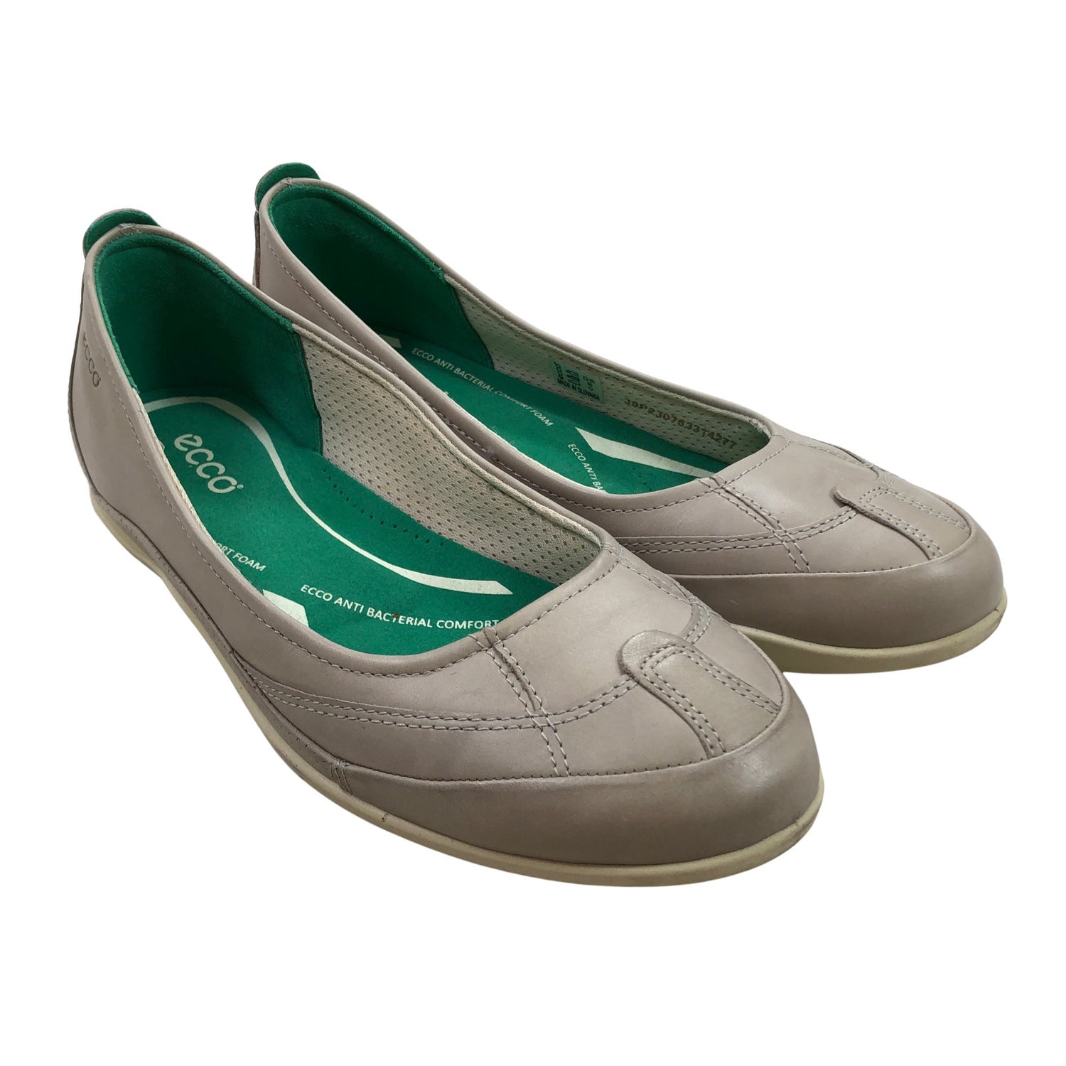  Ballerinat  Ballerinat, koko 39  Ecco 