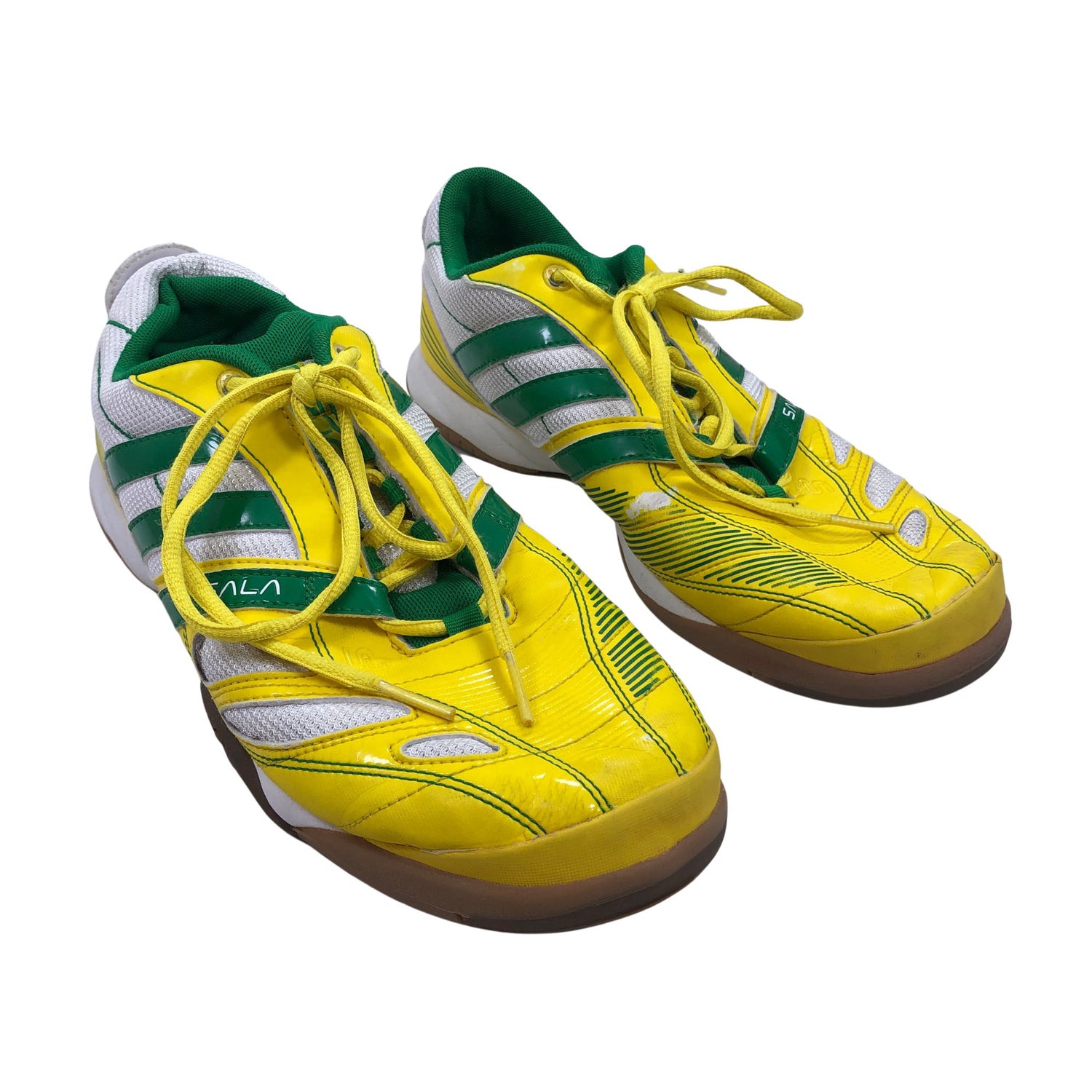 Sisäliikuntakengät  Sisäliikuntakengät, koko 42  Adidas 